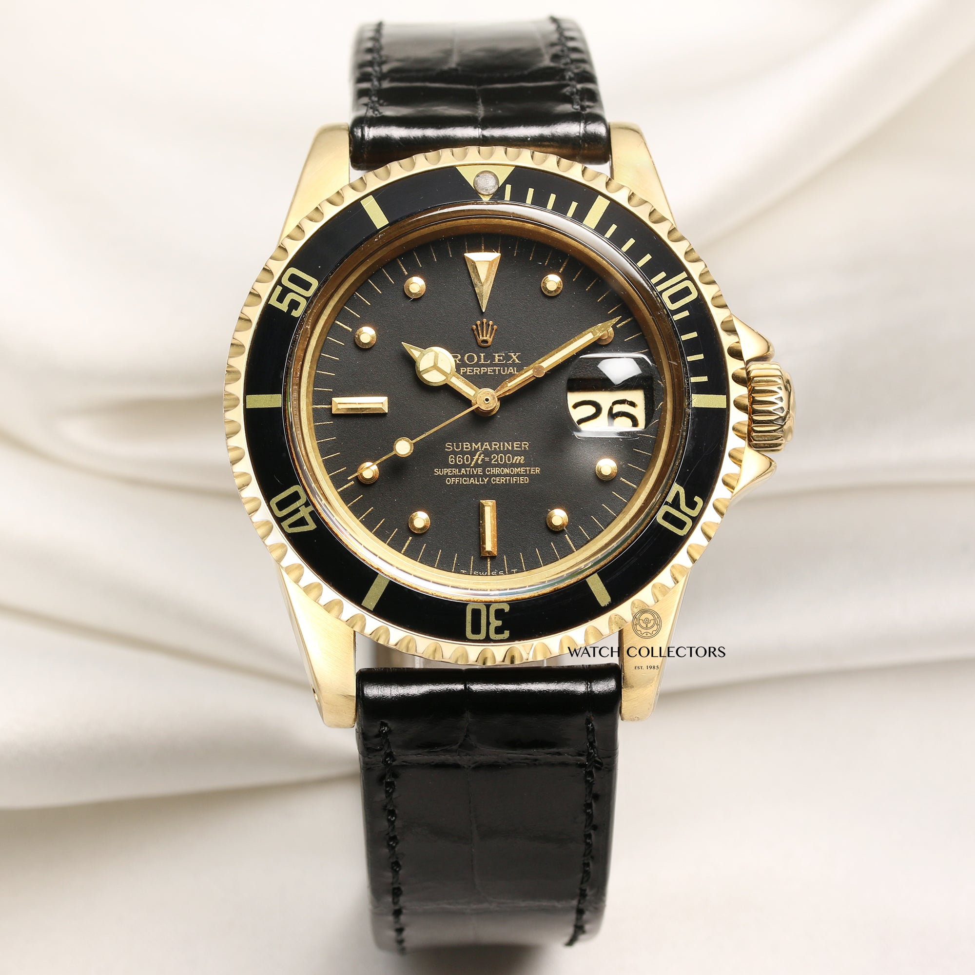 Vintage Rolex Submariner 1680 Nipple Dial 18K Yellow Gold Second Hand Watch Collectors 1