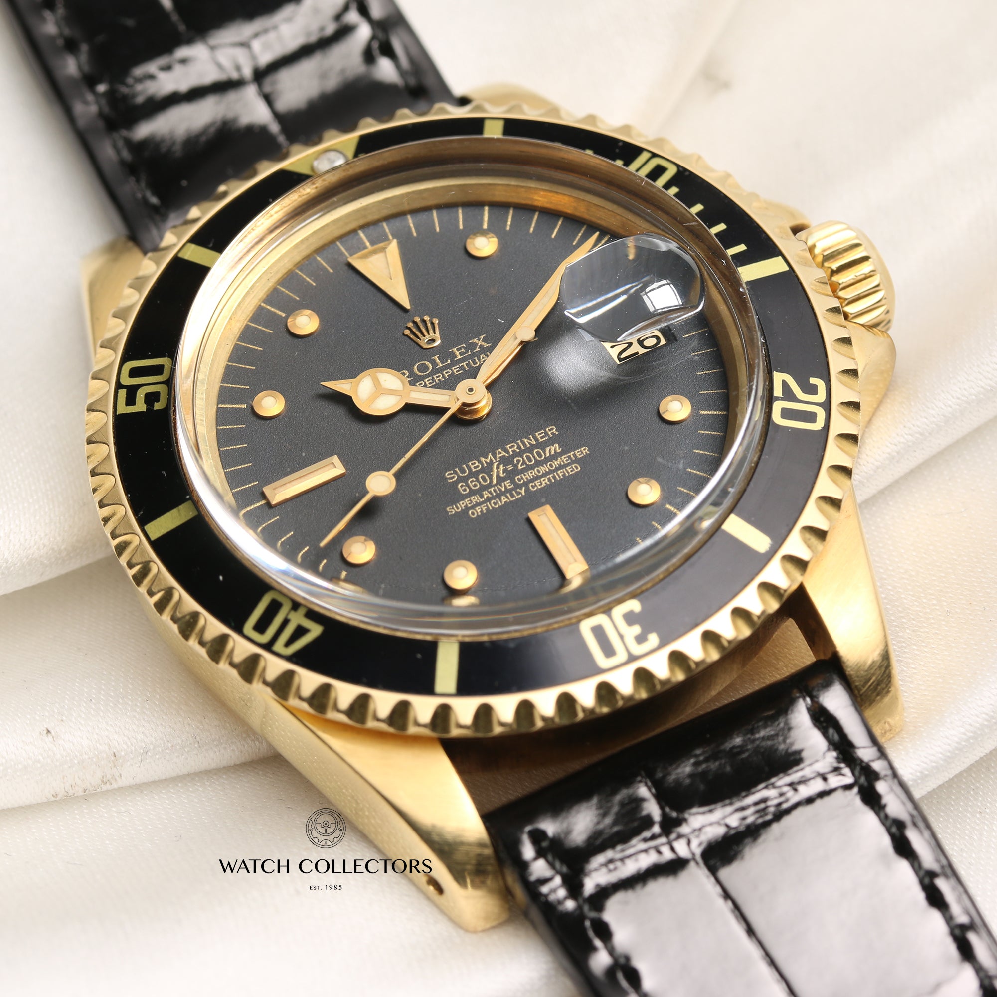 Vintage Rolex Submariner 1680 Nipple Dial 18K Yellow Gold Second Hand Watch Collectors 5