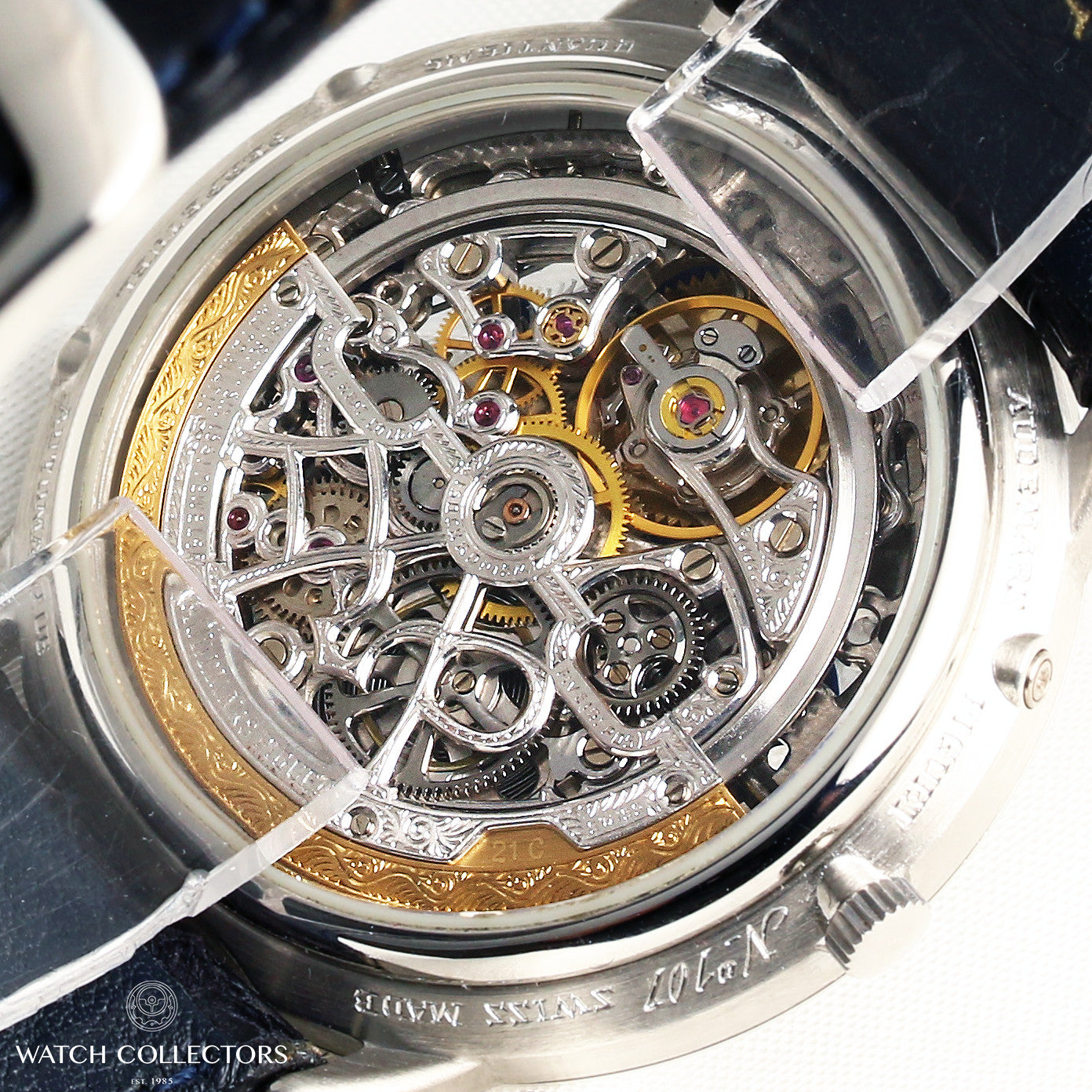 audemars_piguet_perpetual_calendar_25911oro0002cr01_platinum_second_hand_watch_collectors_7_
