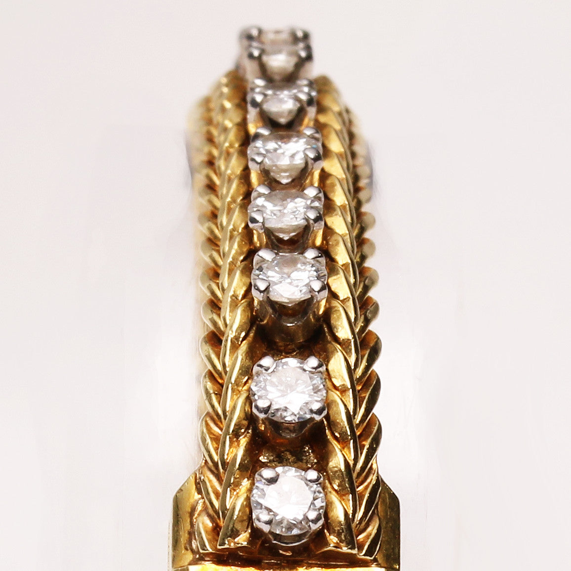 blancpain_lady_diamond_bracelet_second_hand_watch_collectors_1_3_.jpg