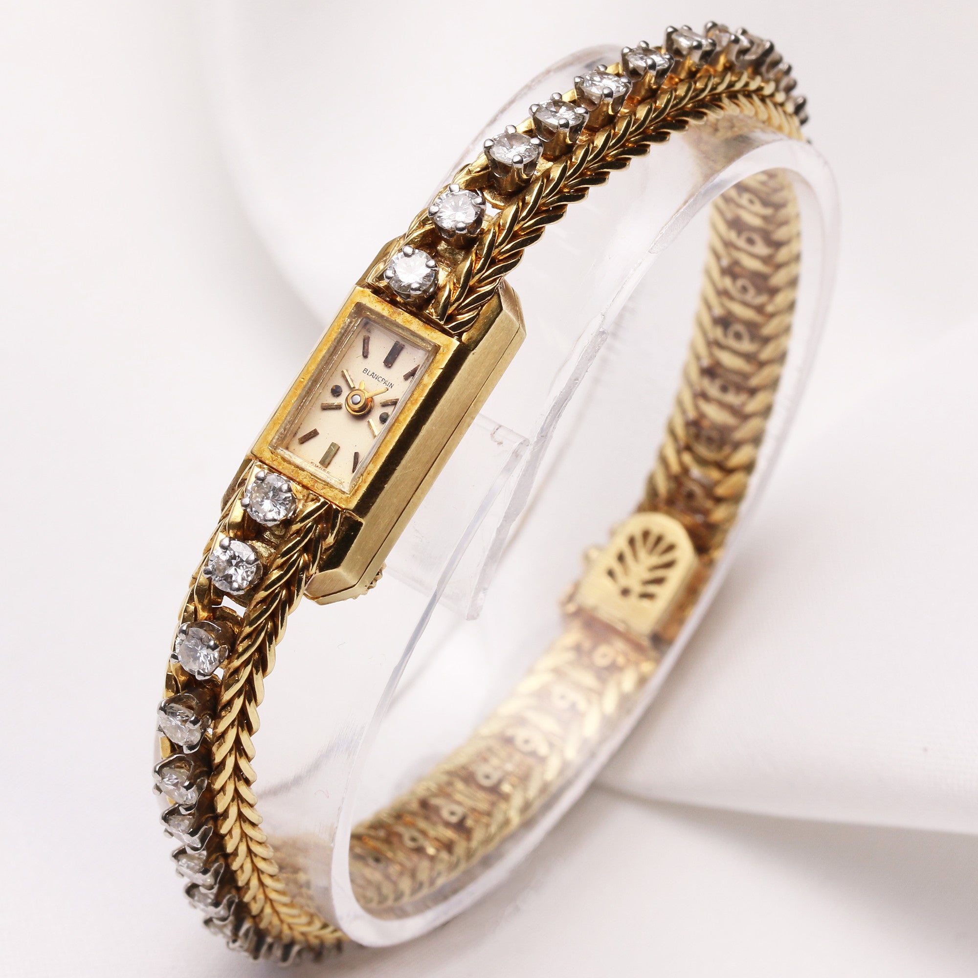 blancpain_lady_diamond_bracelet_second_hand_watch_collectors_1_4_.jpg