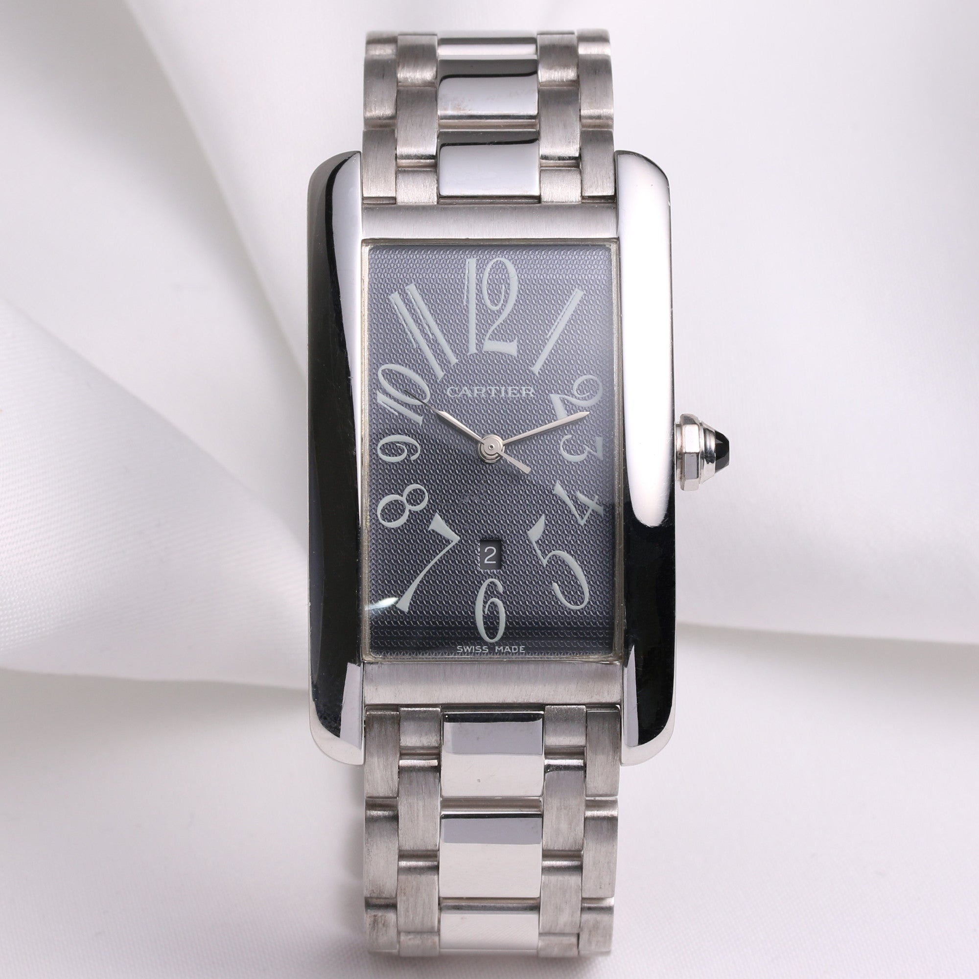 cartier_tank_americaine_w2605229_18k_white_gold_second_hand_watch_collectors_1_.jpg