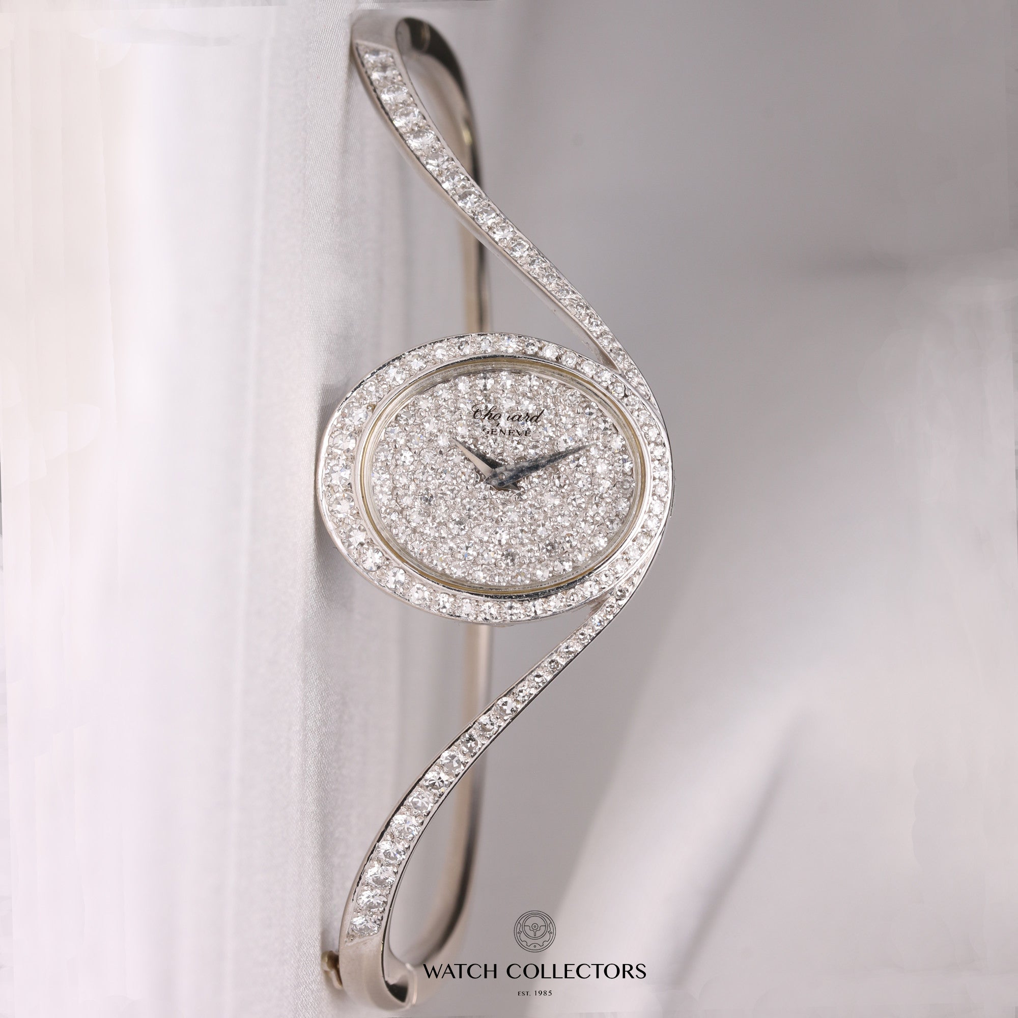 chopard_lady_diamond_bracelet_dial_second_hand_watch_collectors_1_1__1