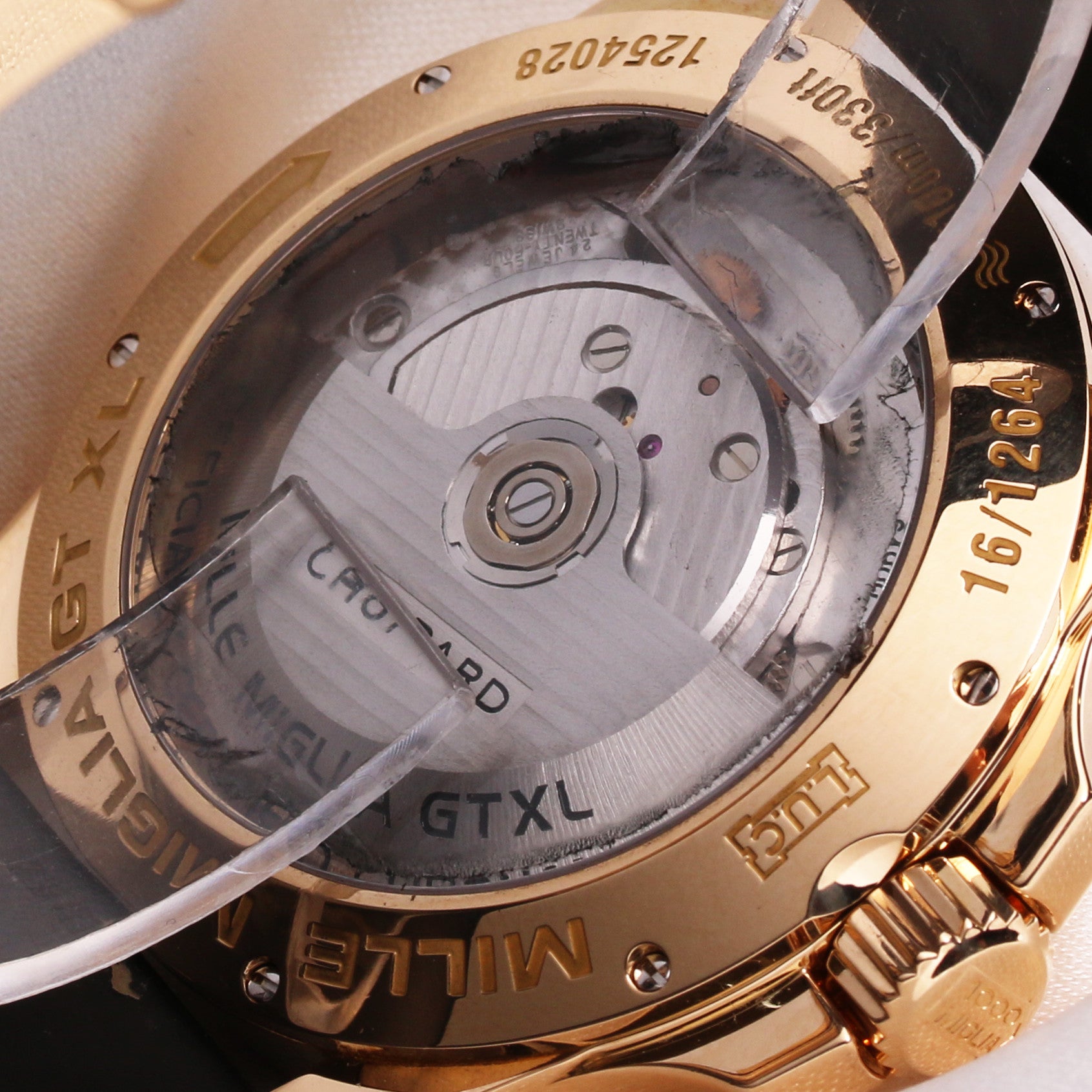 chopard_mille_miglia_gt_xl_18k_yellow_gold_16_1264_second_hand_watch_collectors_6_