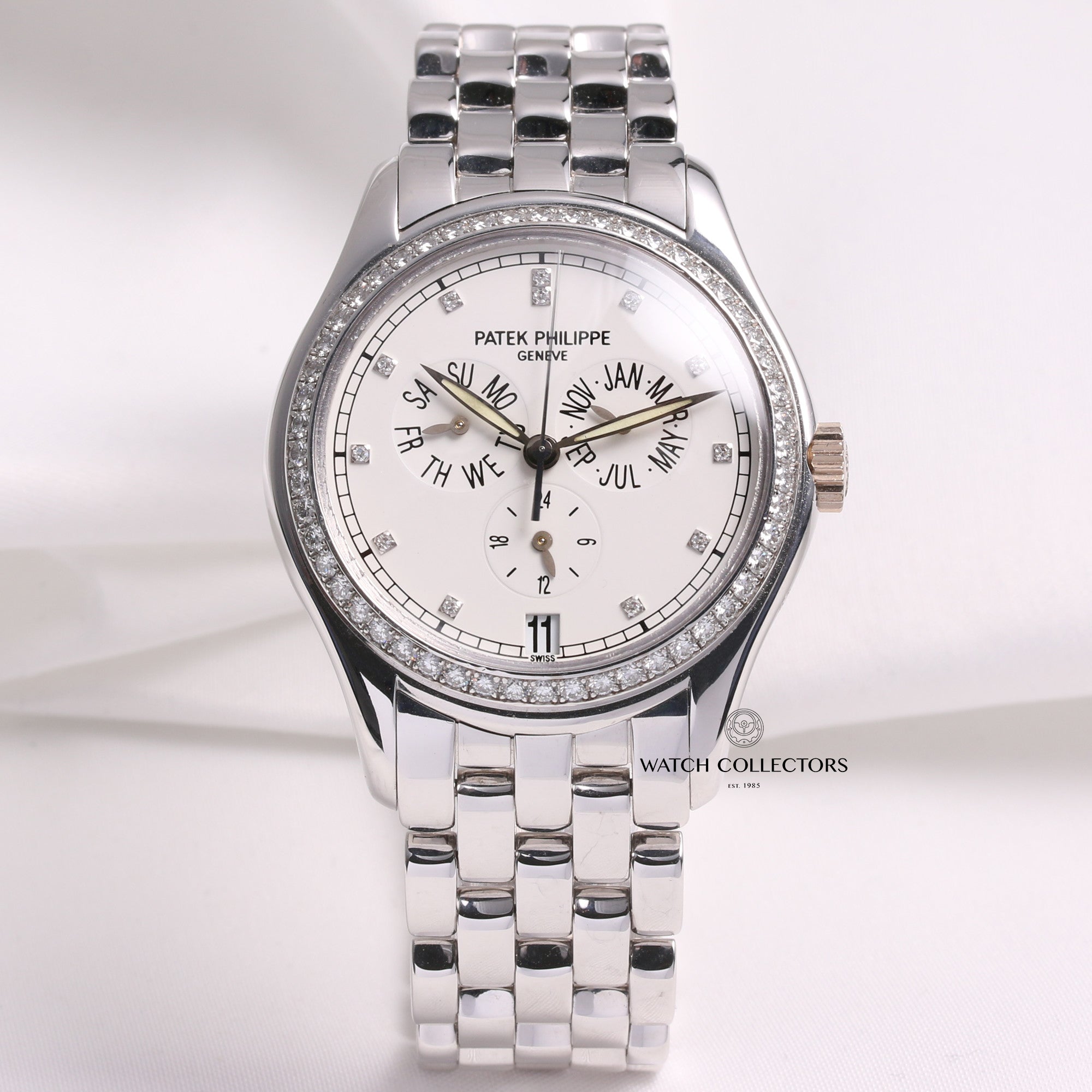 patek_philippe_annual_calendar_50371g-001_18k_white_gold_diamond_second_hand_watch_collectors_1_