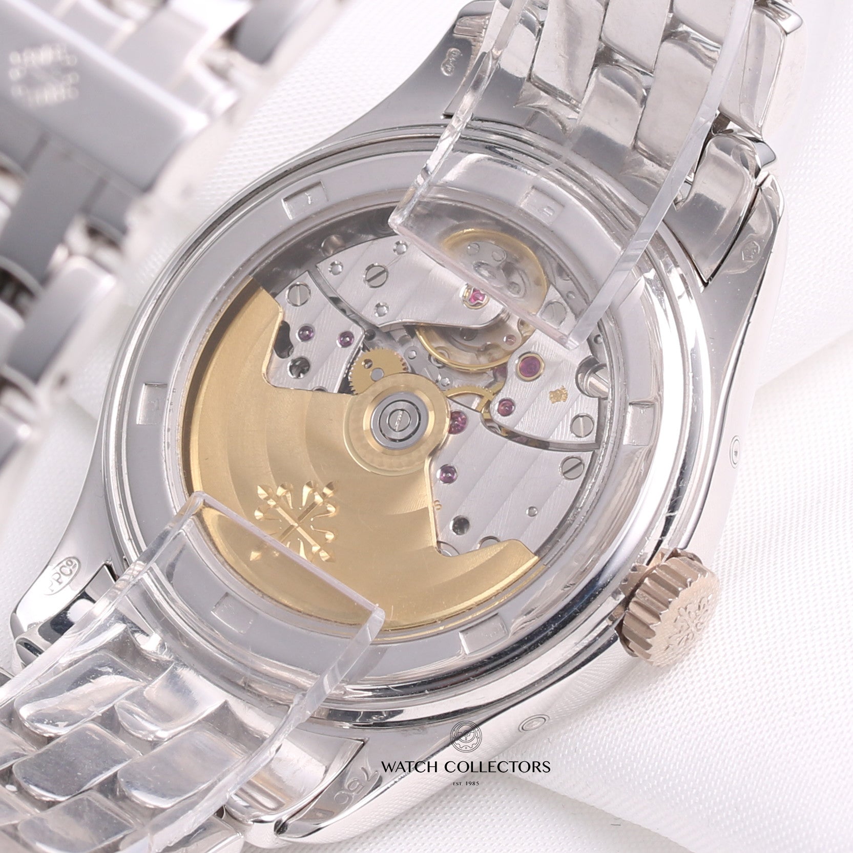 patek_philippe_annual_calendar_50371g-001_18k_white_gold_diamond_second_hand_watch_collectors_8_
