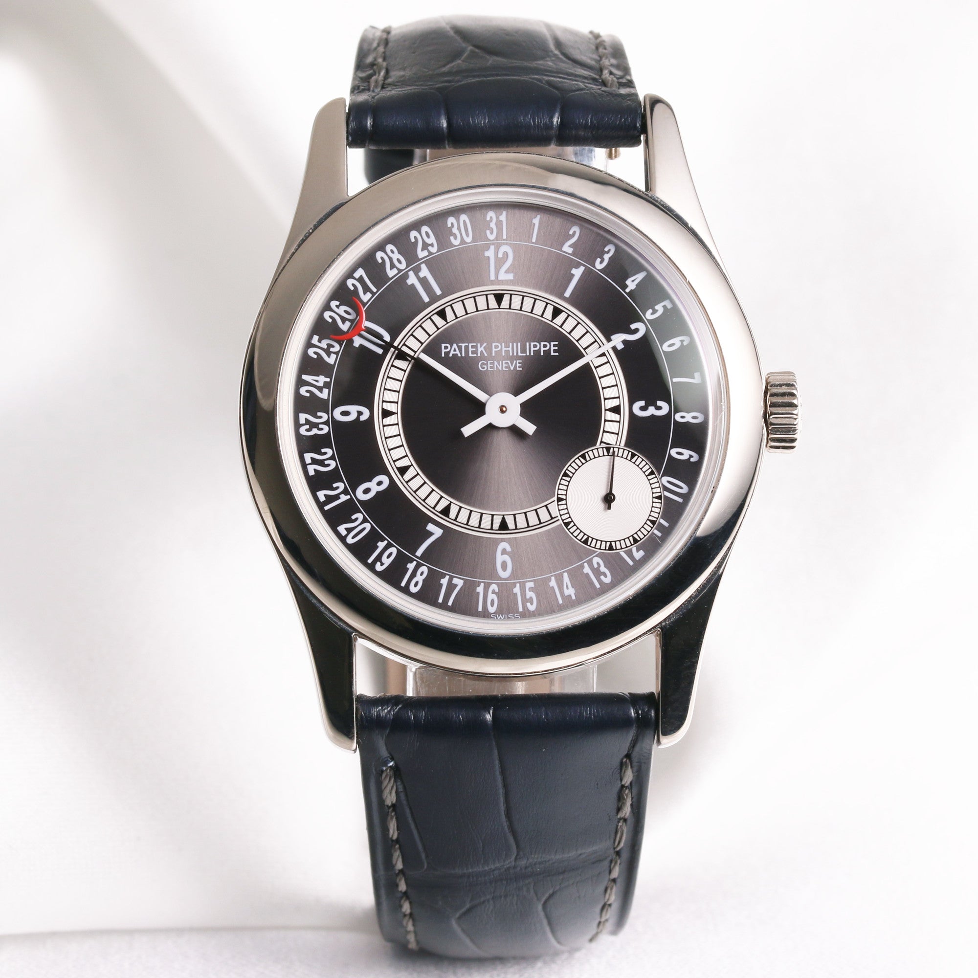 patek_philippe_calatrava_18k_white_gold_second_hand_watch_collectors_1.jpg
