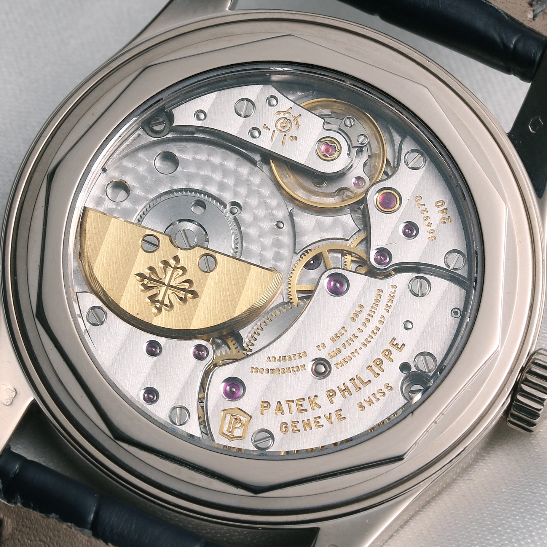 patek_philippe_calatrava_18k_white_gold_second_hand_watch_collectors_7.jpg