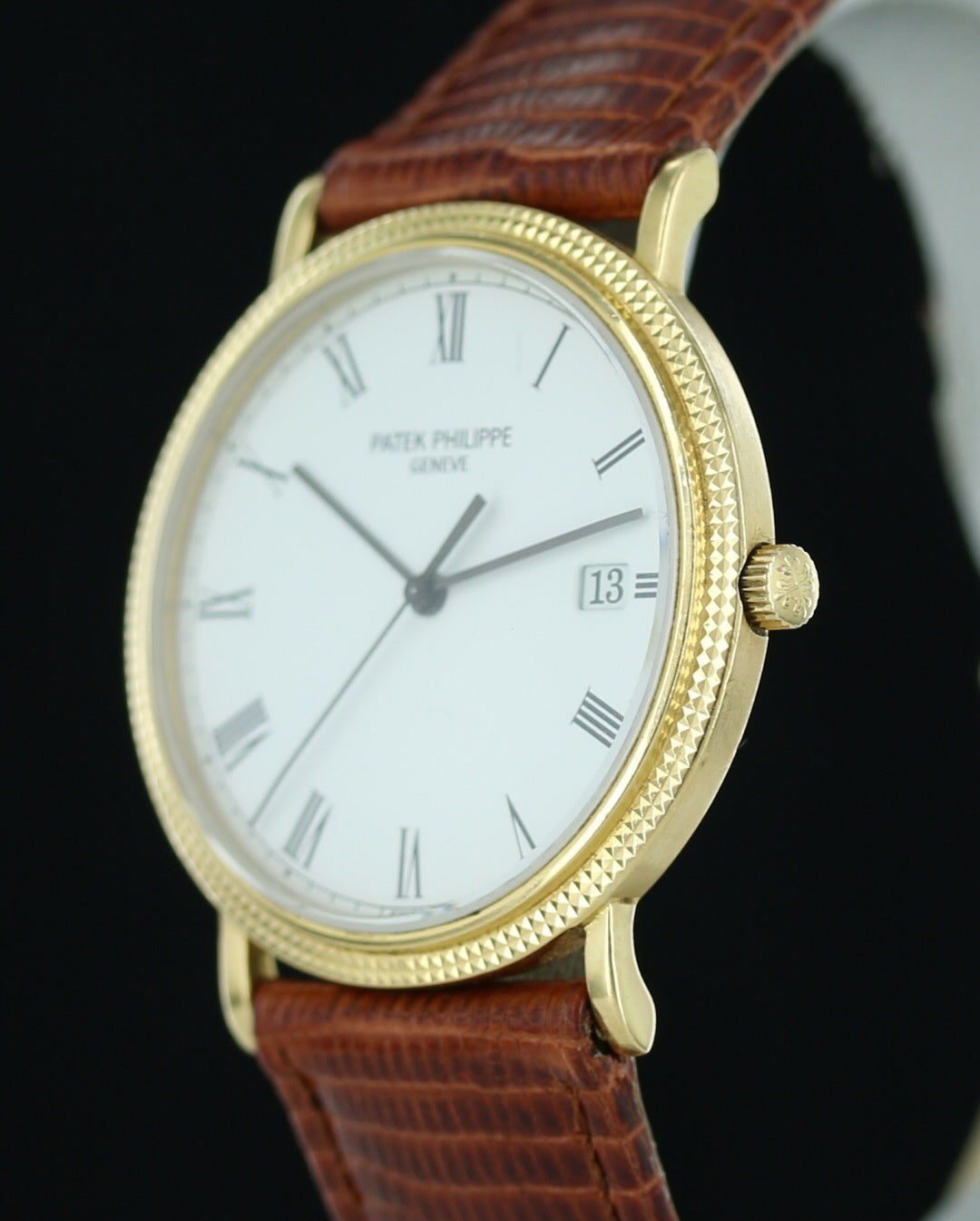 patek_philippe_calatrava_18k_yellow_gold_2_1.jpg