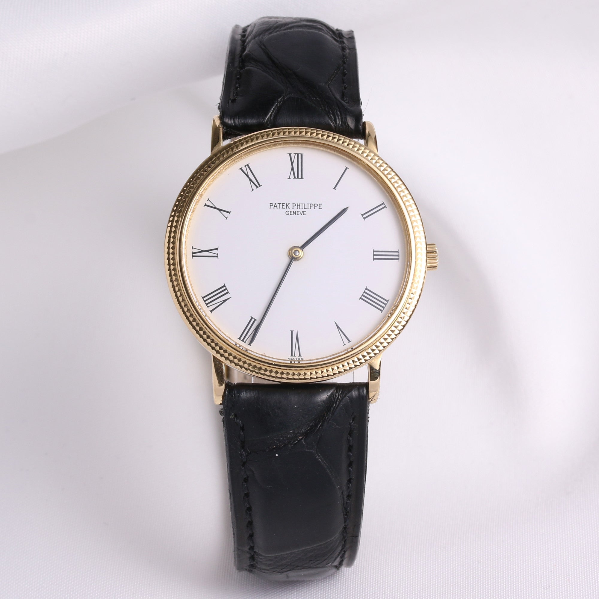 patek_philippe_calatrava_18k_yellow_gold_second_hand_watch_collectors_1__3.jpg