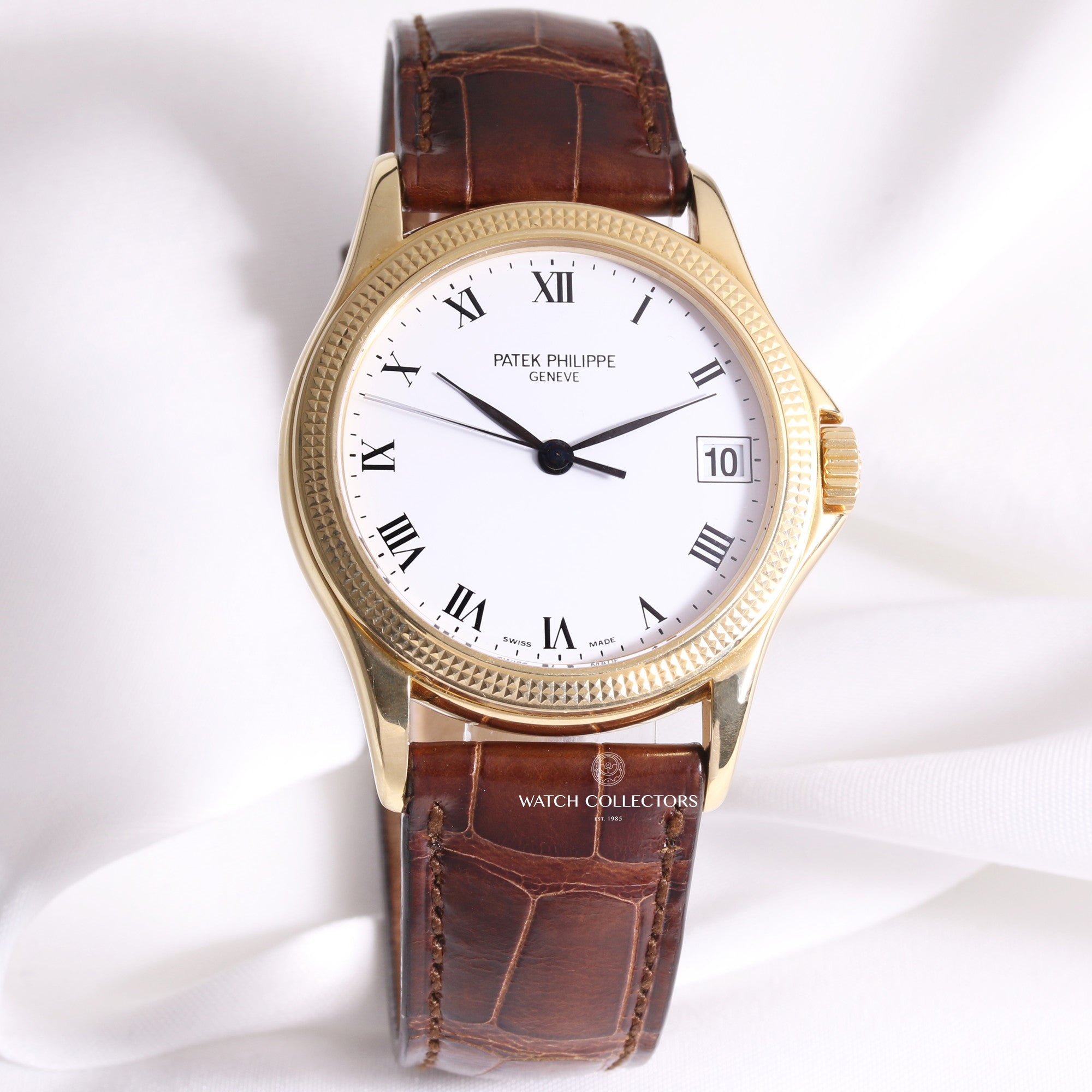 patek_philippe_calatrava_5117j-001_18k_yellow_gold_second_hand_watch_collectors_1_