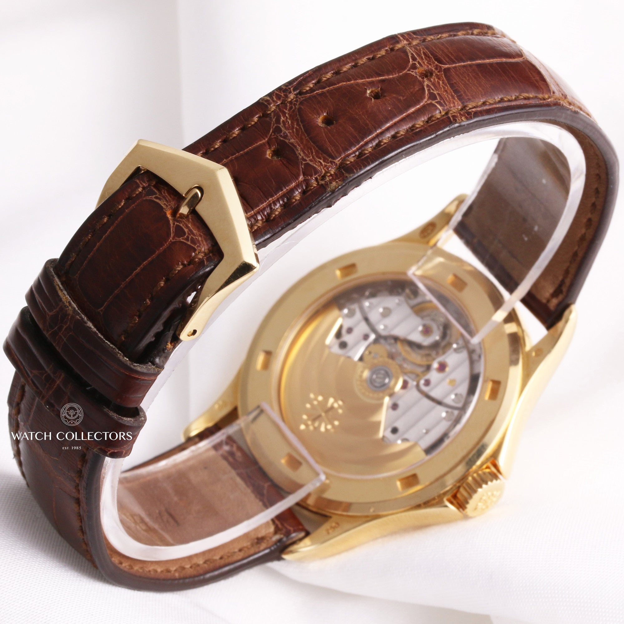 patek_philippe_calatrava_5117j-001_18k_yellow_gold_second_hand_watch_collectors_5_
