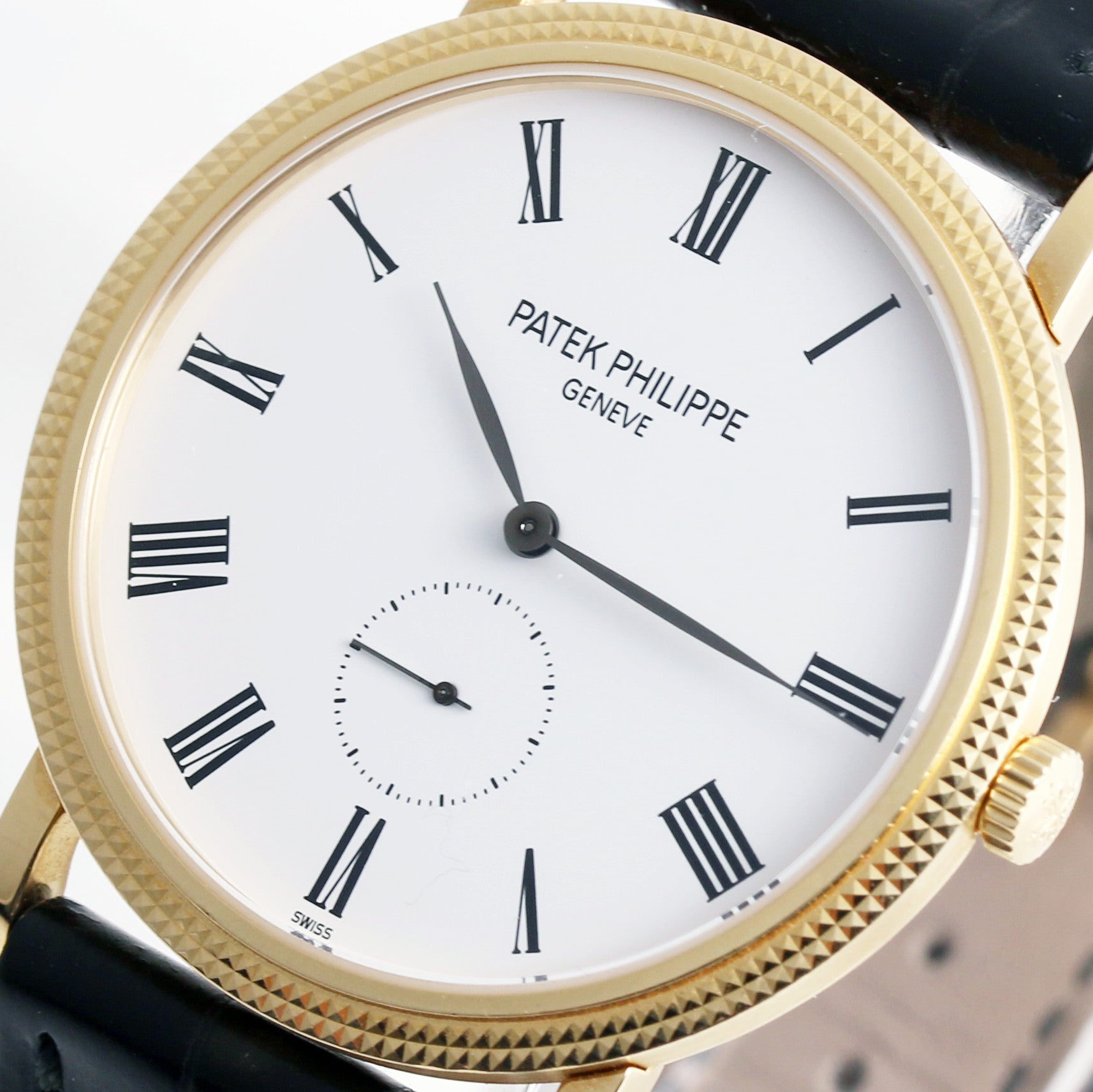 patek_philippe_calatrava_5119j-001_18k_yellow_gold_second_hand_watch_collectors_4_.jpg