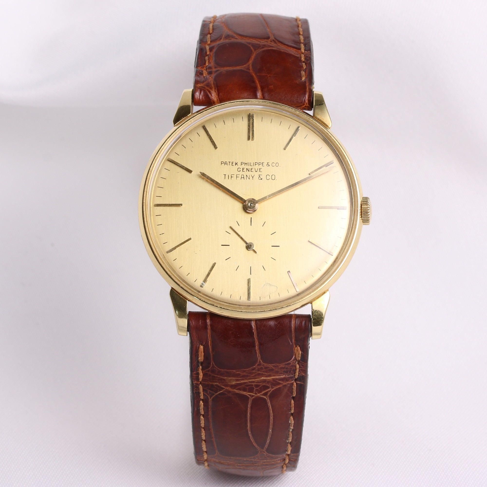 patek_philippe_calatrava_tiffany_co_18k_yellow_gold_second_hand_watch_collectors_1_1_.jpg