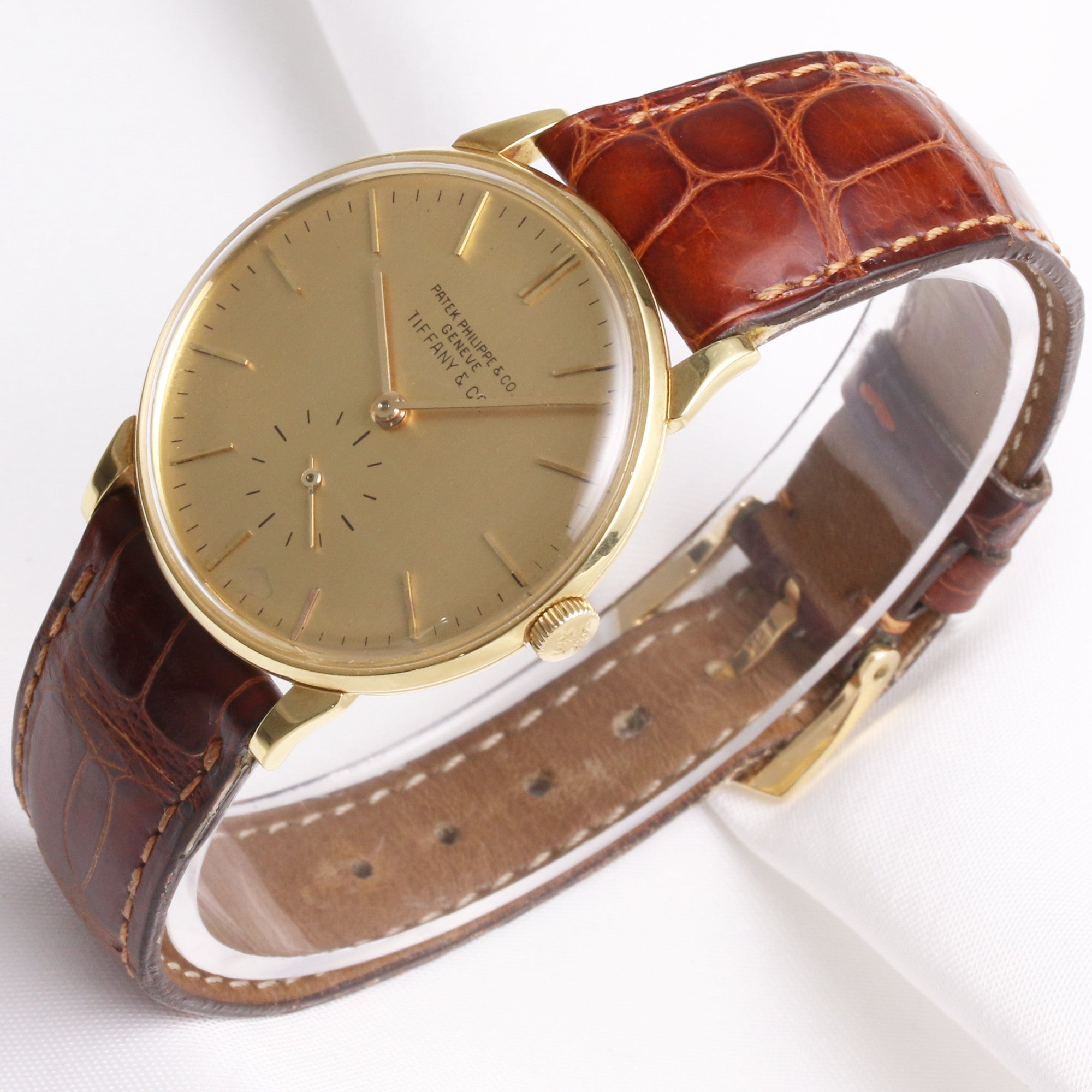 patek_philippe_calatrava_tiffany_co_18k_yellow_gold_second_hand_watch_collectors_1_2_.jpg