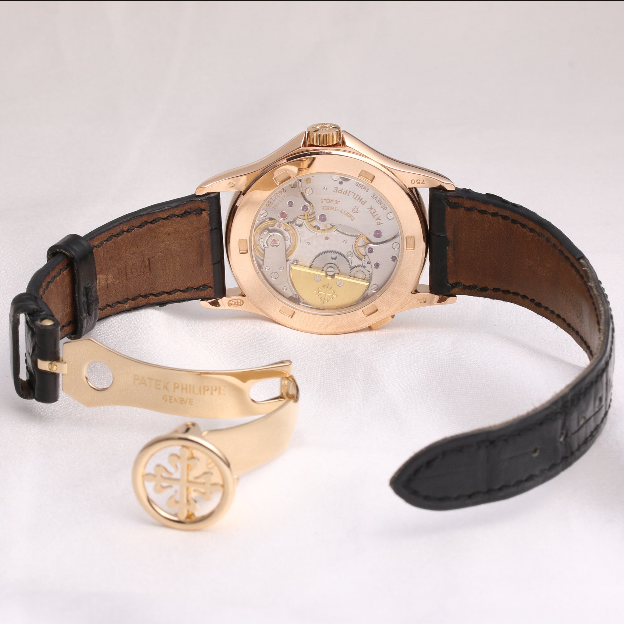 patek_philippe_world_time_5110r_18k_rose_gold_second_hand_watch_collectors_8.jpg
