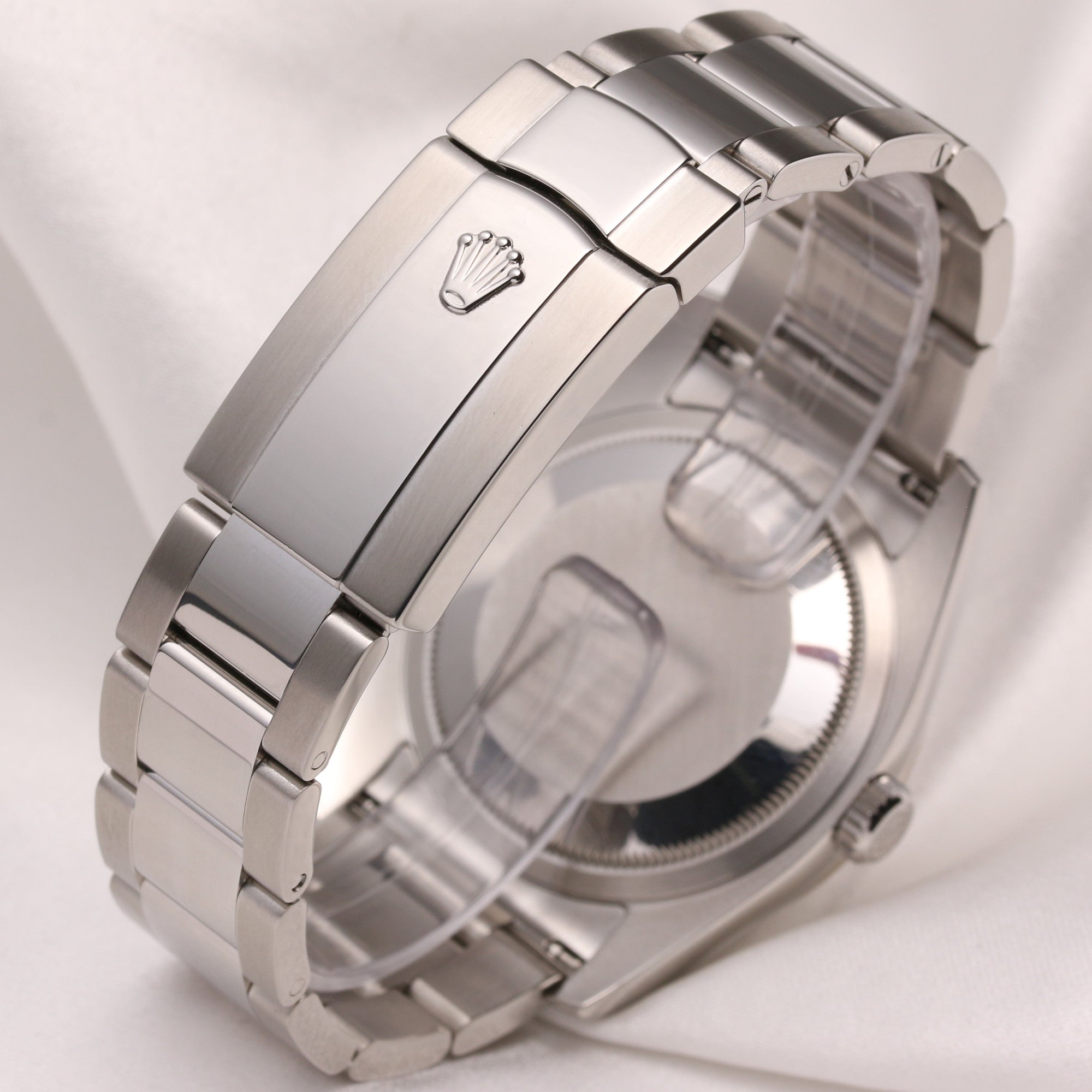 rolex_datejust_116244_floral_dial_diamond_bezel_stainless_steel_second_hand_watch_collectors_5