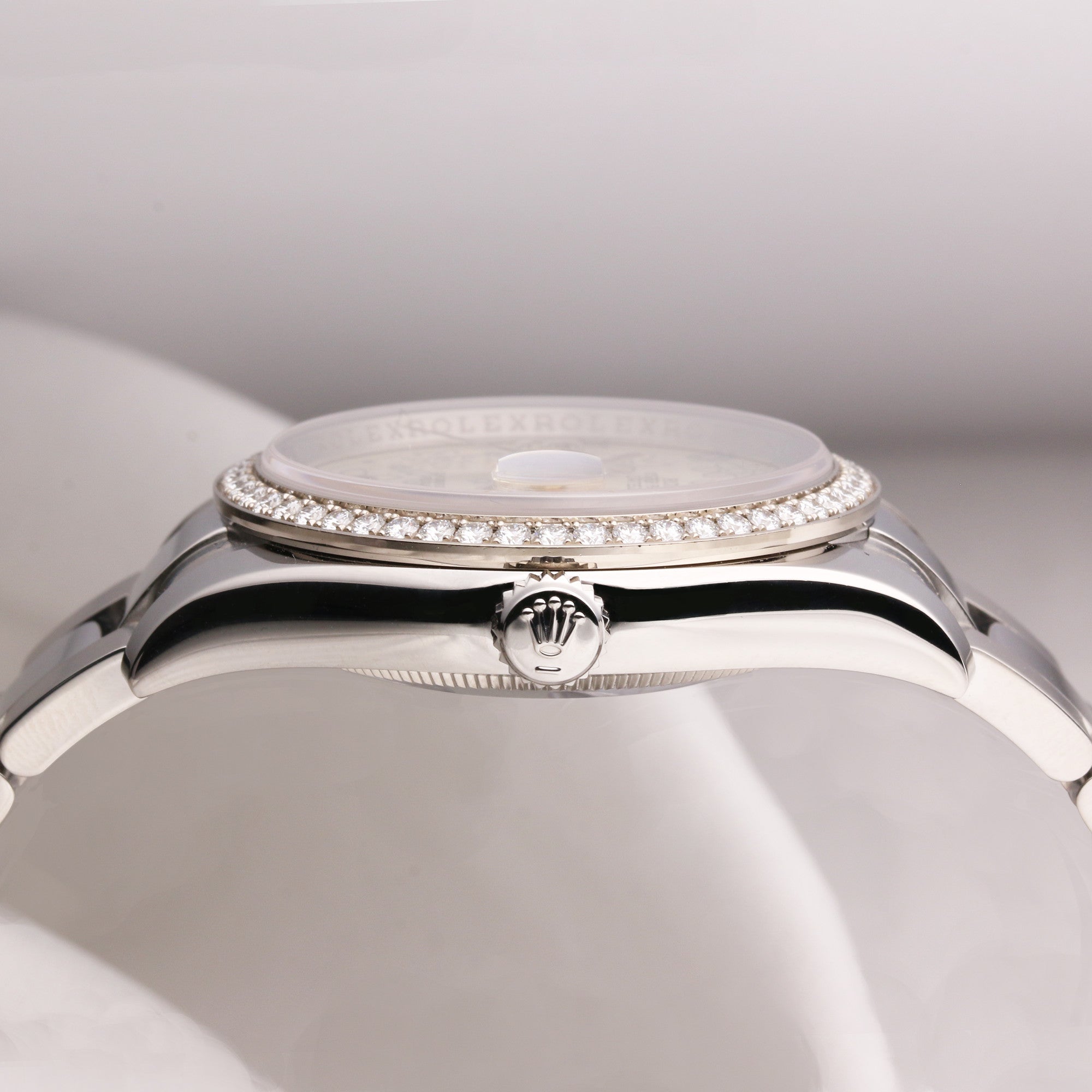 rolex_datejust_116244_floral_dial_diamond_bezel_stainless_steel_second_hand_watch_collectors_8