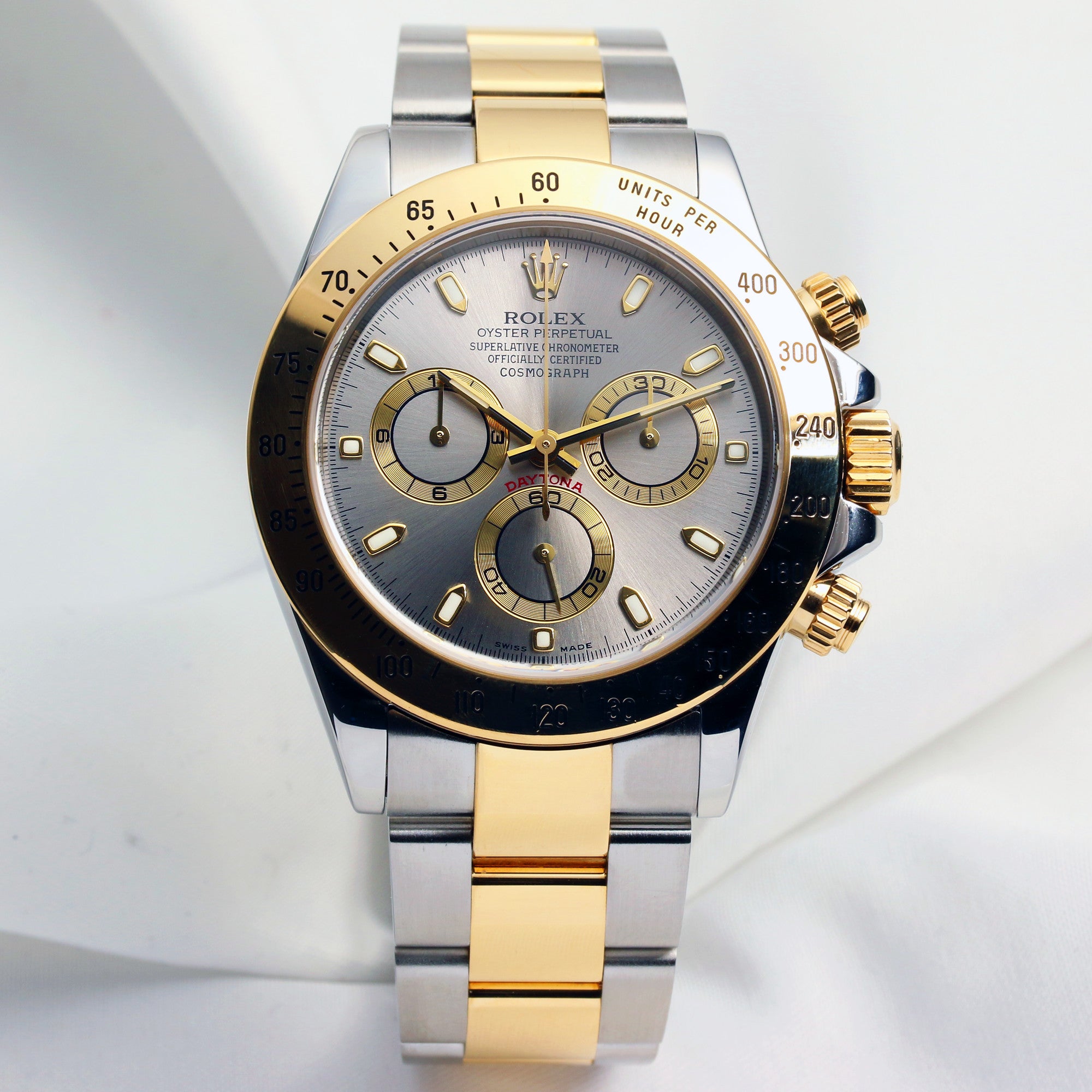 rolex_daytona_116523_steel_gold_silver_dial_second_hand_watch_collectors_1.jpg