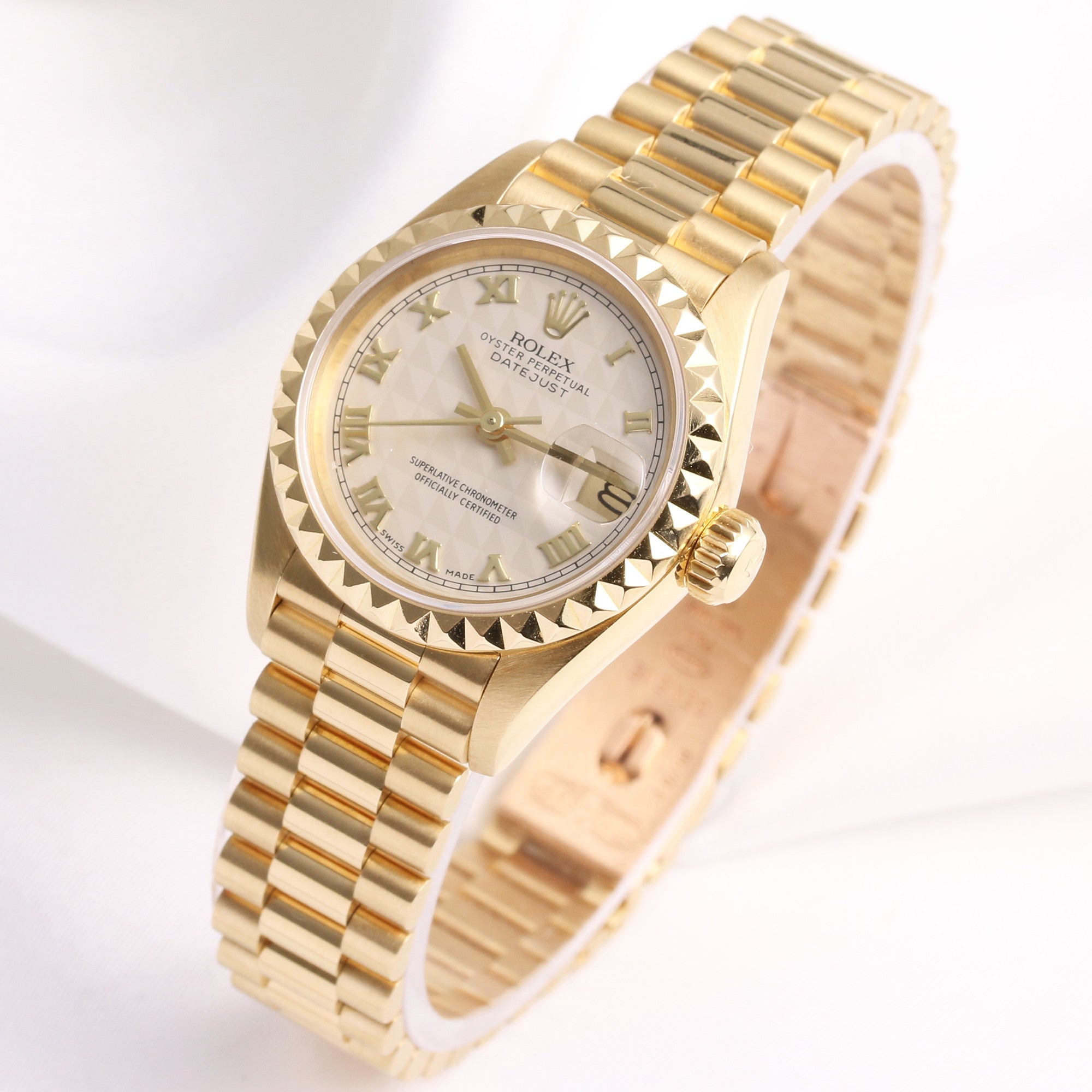 rolex_lady_datejust_69178_pyramid_18k_yellow_gold_second_hand_watch_collectors_3.jpg