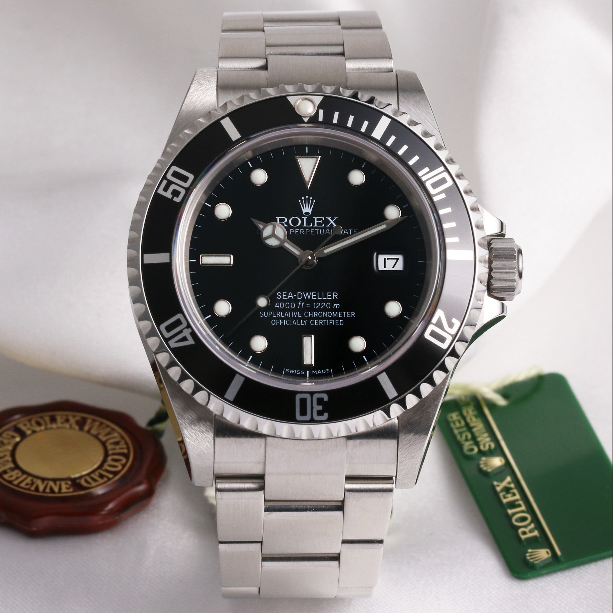 rolex_sea-dweller_116600_stainless_steel_second_hand_watch_collectors_1.jpg