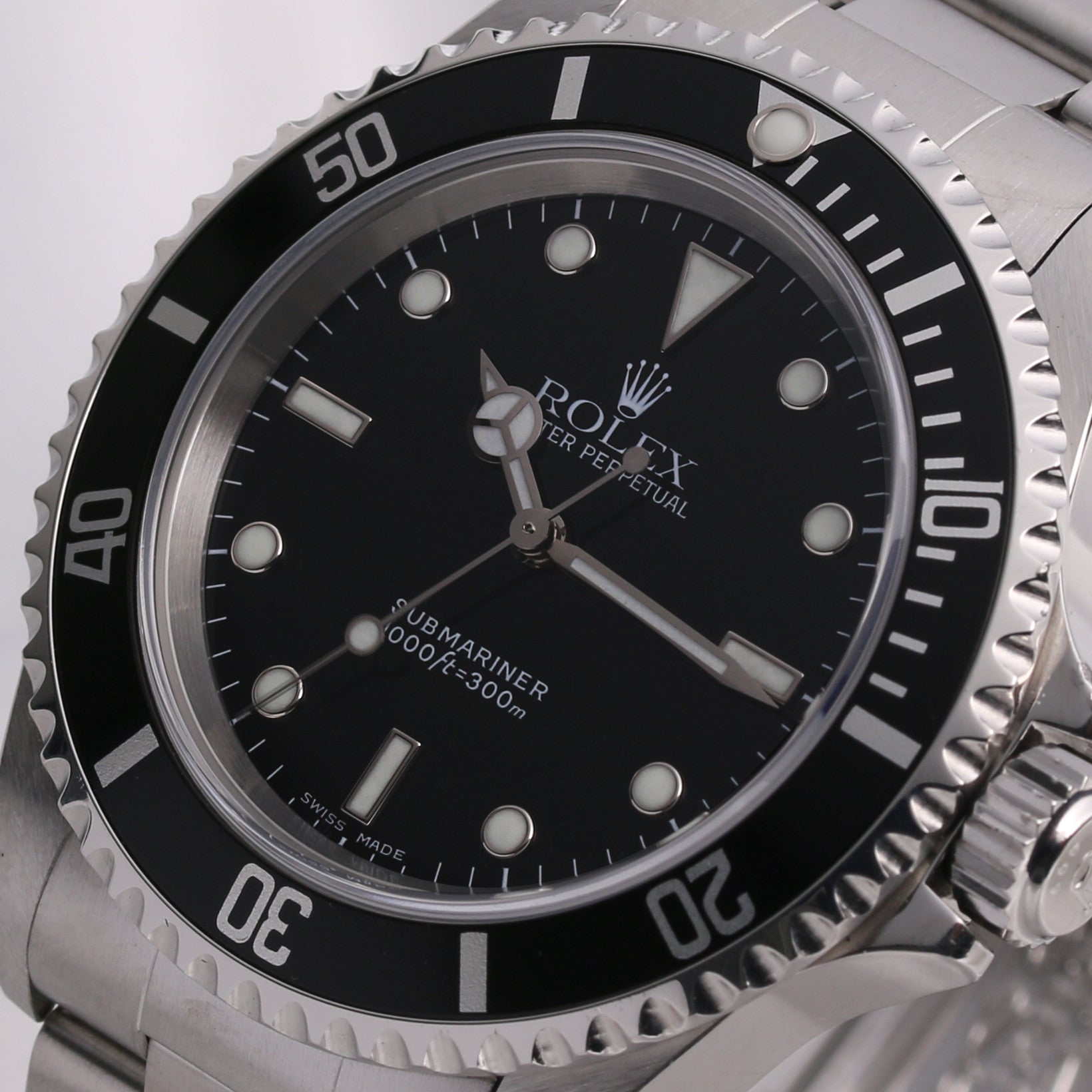 rolex_submariner_14060_stainless_steel_second_hand_watch_collectors_3.jpg