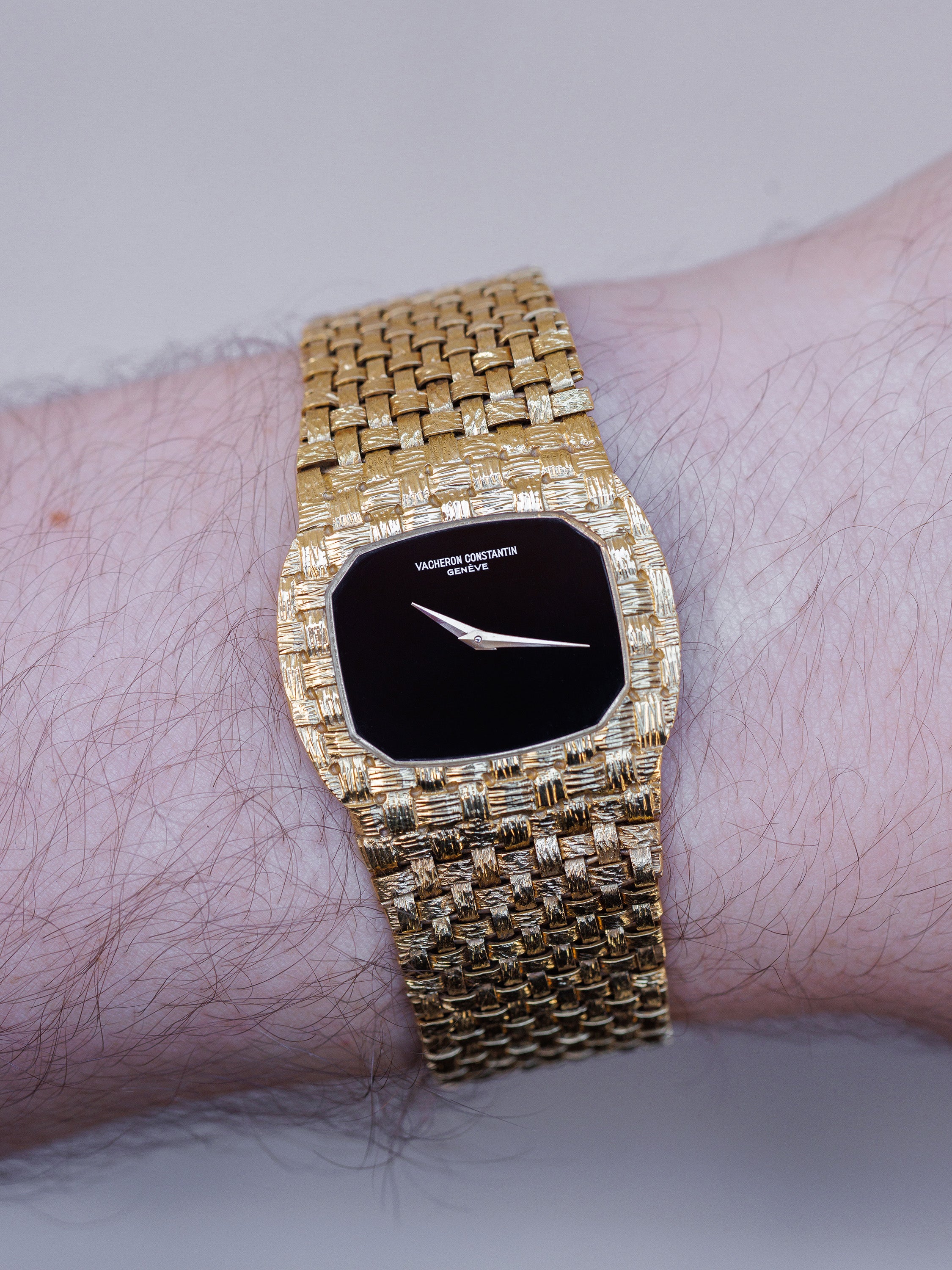Vacheron Constantin 1970's Vintage Wristwatch | Onyx Dial | Woven Bracelet | 18k Yellow Gold | 31.5mm | Manual Wind
