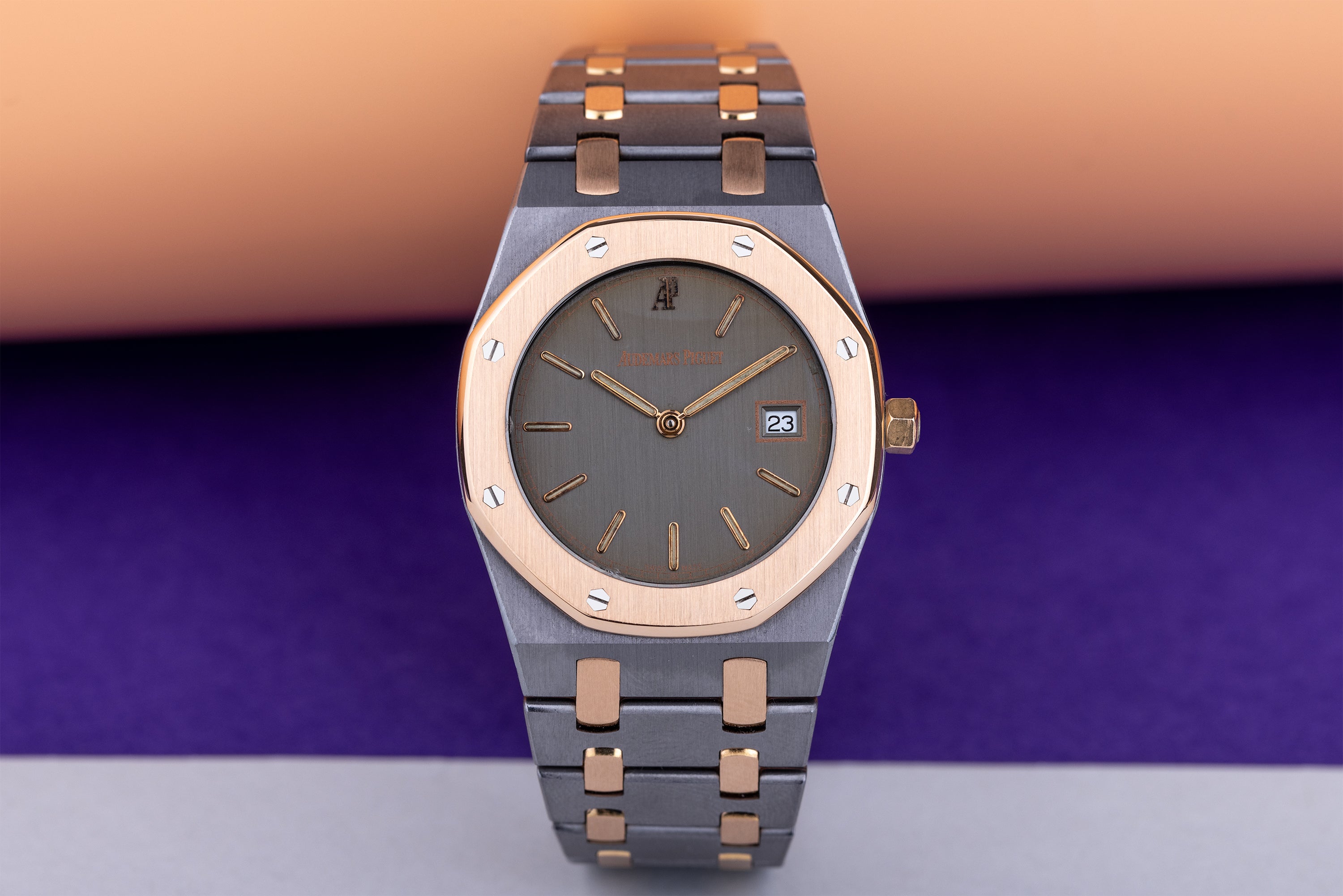 Audemars Piguet Royal Oak Midsize | REF. 56175TR | Grey Dial | Tantalum & 18k Rose Gold | 33mm