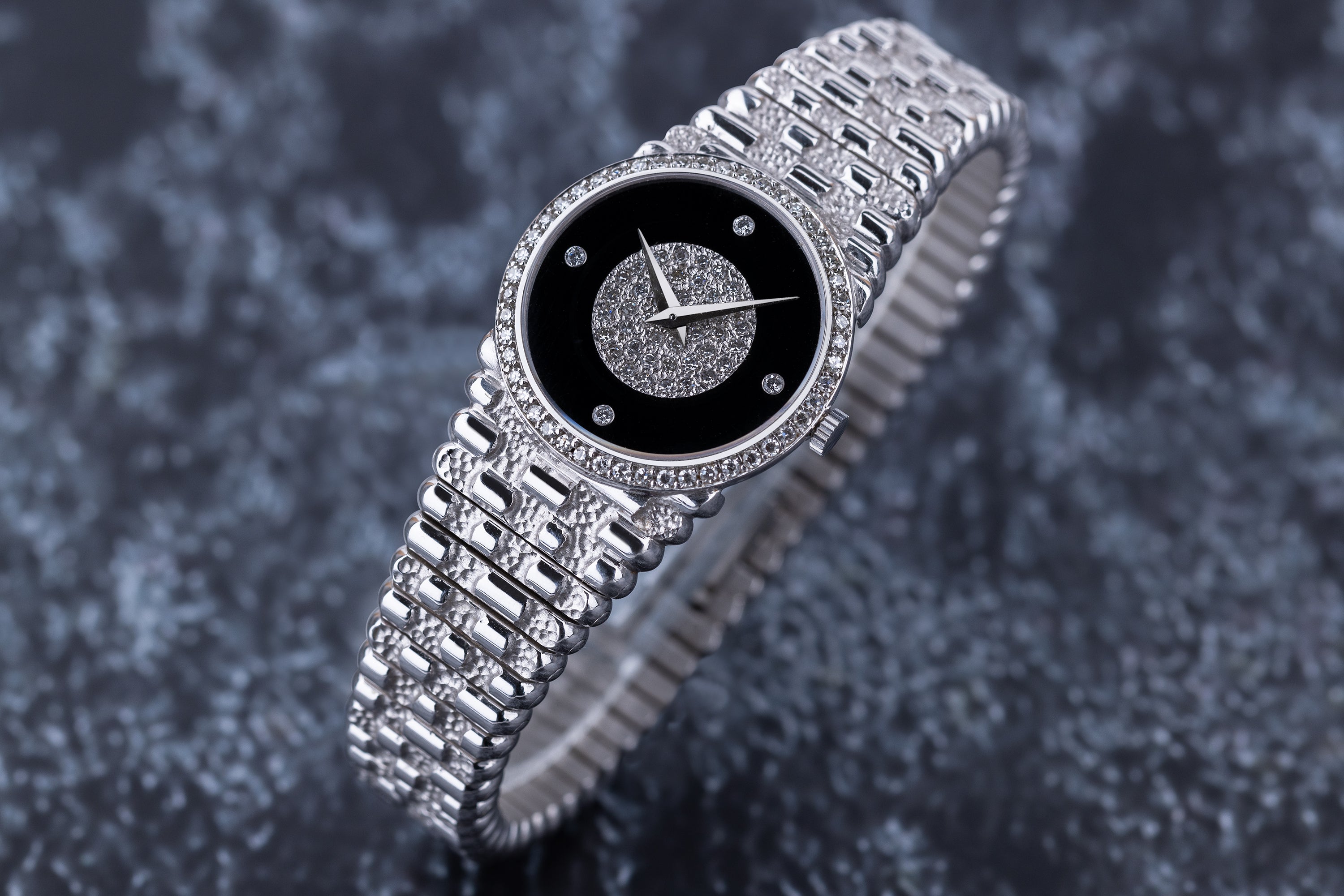 Vintage Piaget | Onyx Dial & Pave Diamond | 18k White Gold | Circa 1980's | 24mm