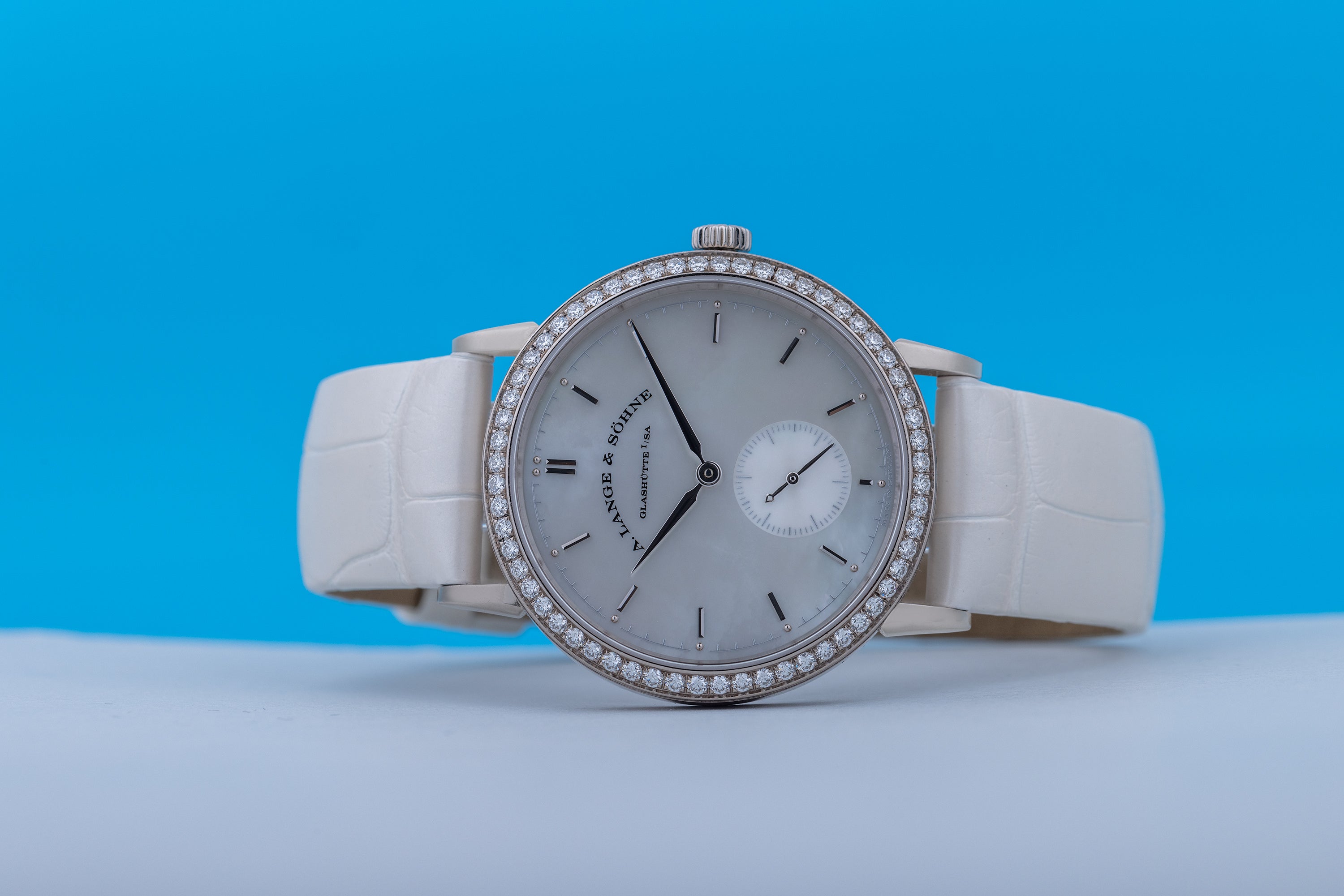 A. Lange & Söhne Saxonia | REF. 878.029 | 18k White Gold | Mother of Pearl Dial | 2020 | Box & Papers