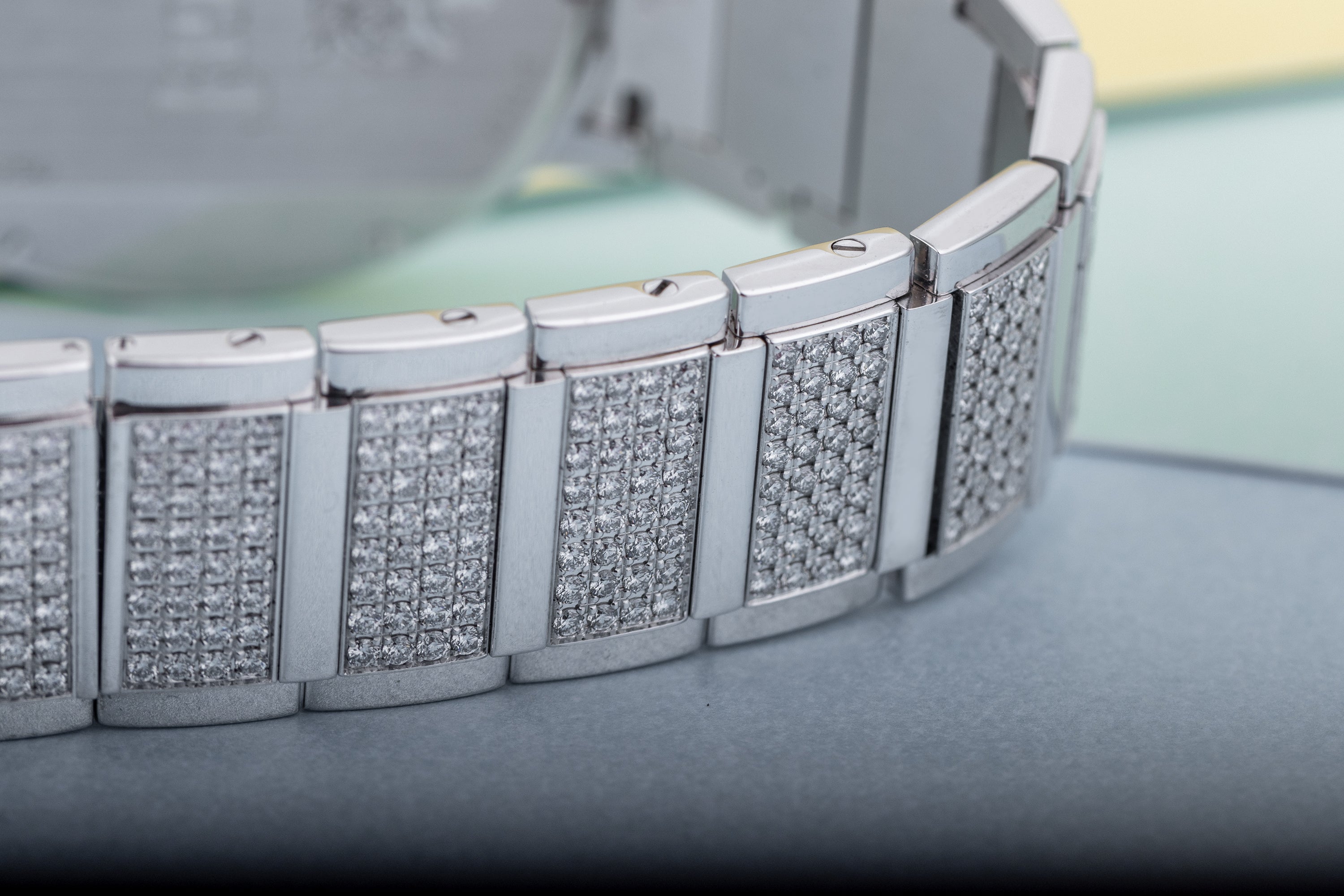 Piaget Polo Large GOA26026 18k White Gold Pave Dial Bracelet