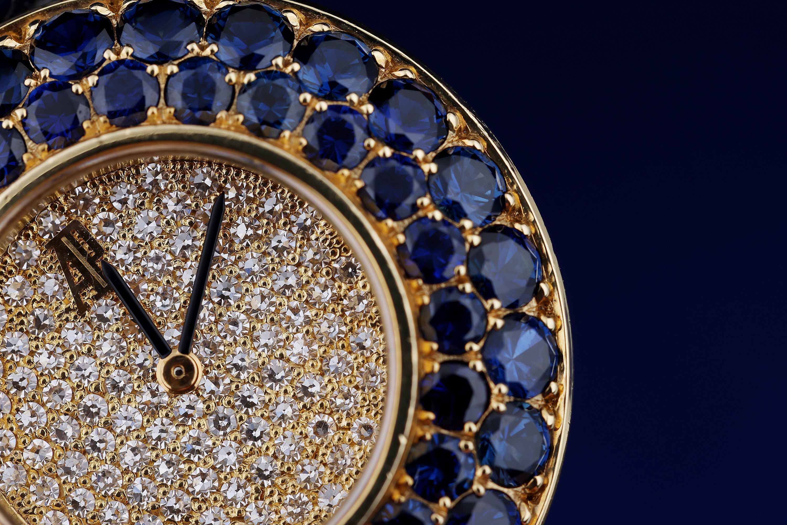Audemars Piguet 1990s Ladies Watch | Pavé Diamond & Blue Sapphires | 18k Yellow Gold | 25.5mm
