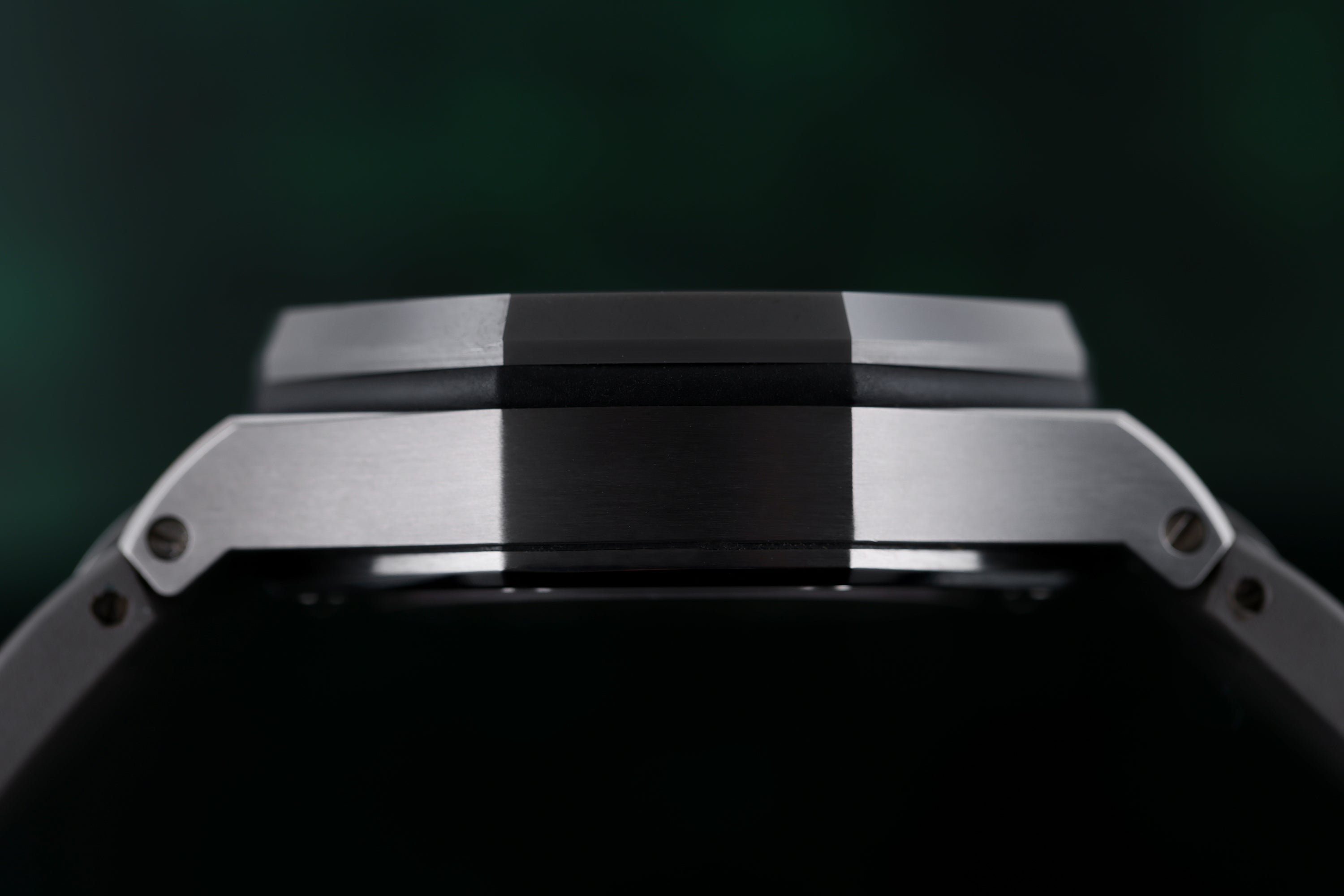 Audemars Piguet Royal Oak Offshore 'Ghost' | REF. 26470IO | Titanium & Grey Ceramic | 42mm