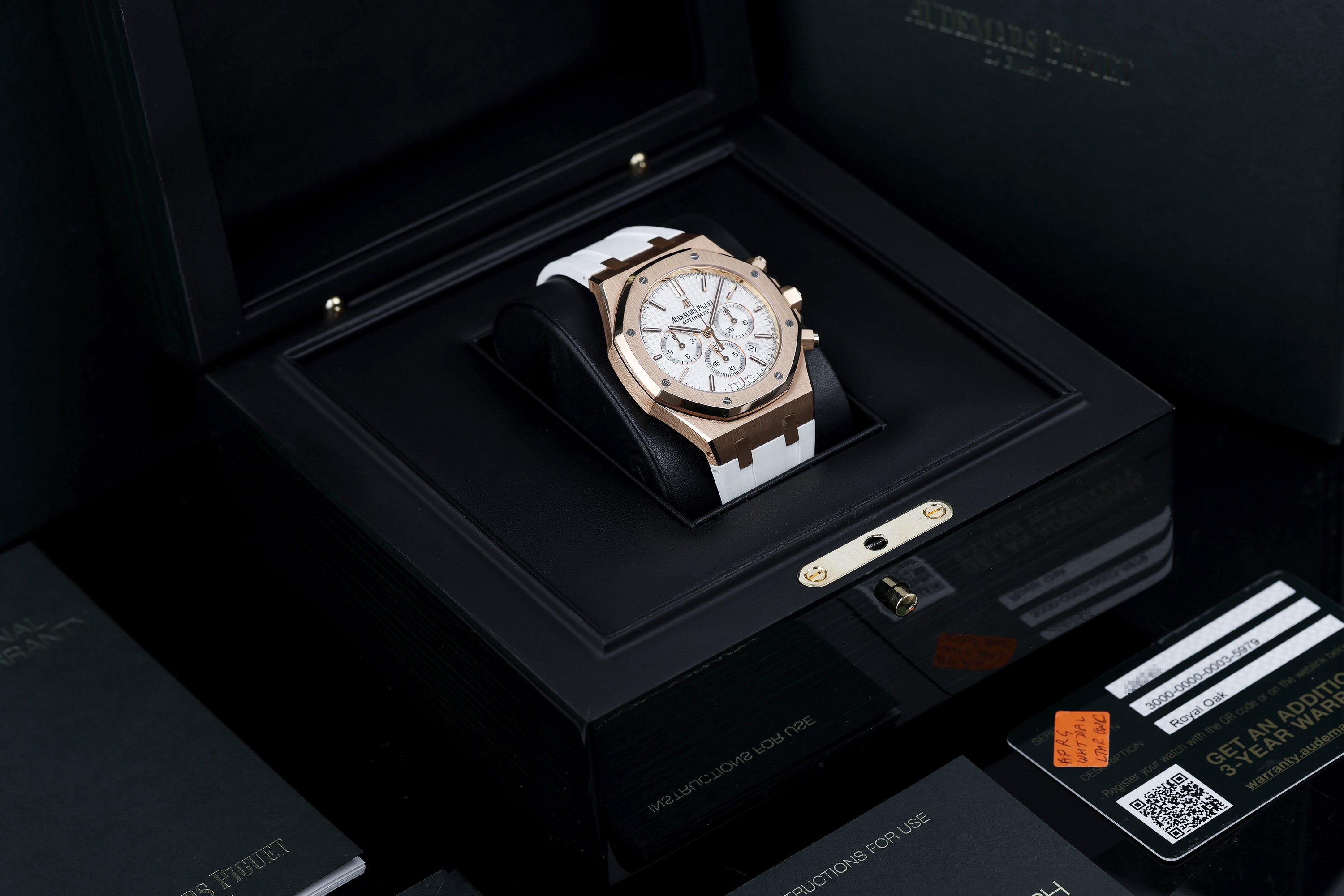 Audemars Piguet Royal Oak | REF. 26320OR.OO.D088CR.01 | 41mm | 18k Rose Gold | Box & Papers