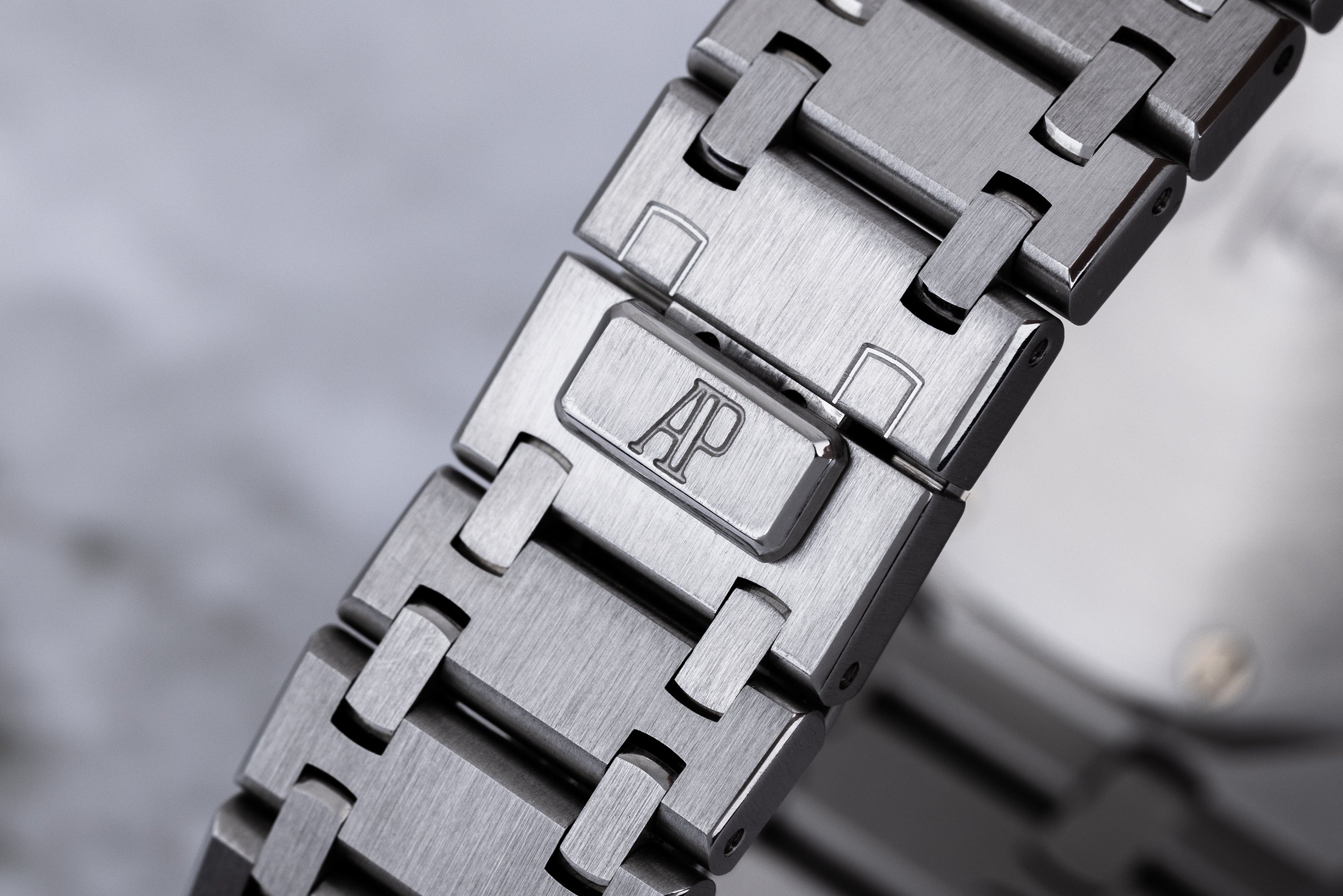 Audemars Piguet Royal Oak Chronograph | REF. 25860ST.OO.1110ST.05 | White Dial | Stainless Steel