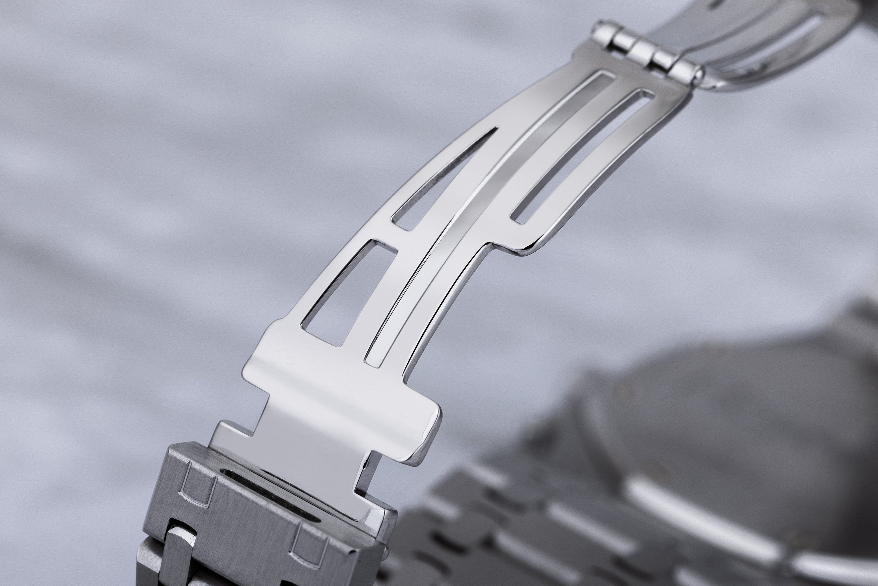 Audemars Piguet Royal Oak Chronograph | REF. 25860ST.OO.1110ST.05 | White Dial | Stainless Steel