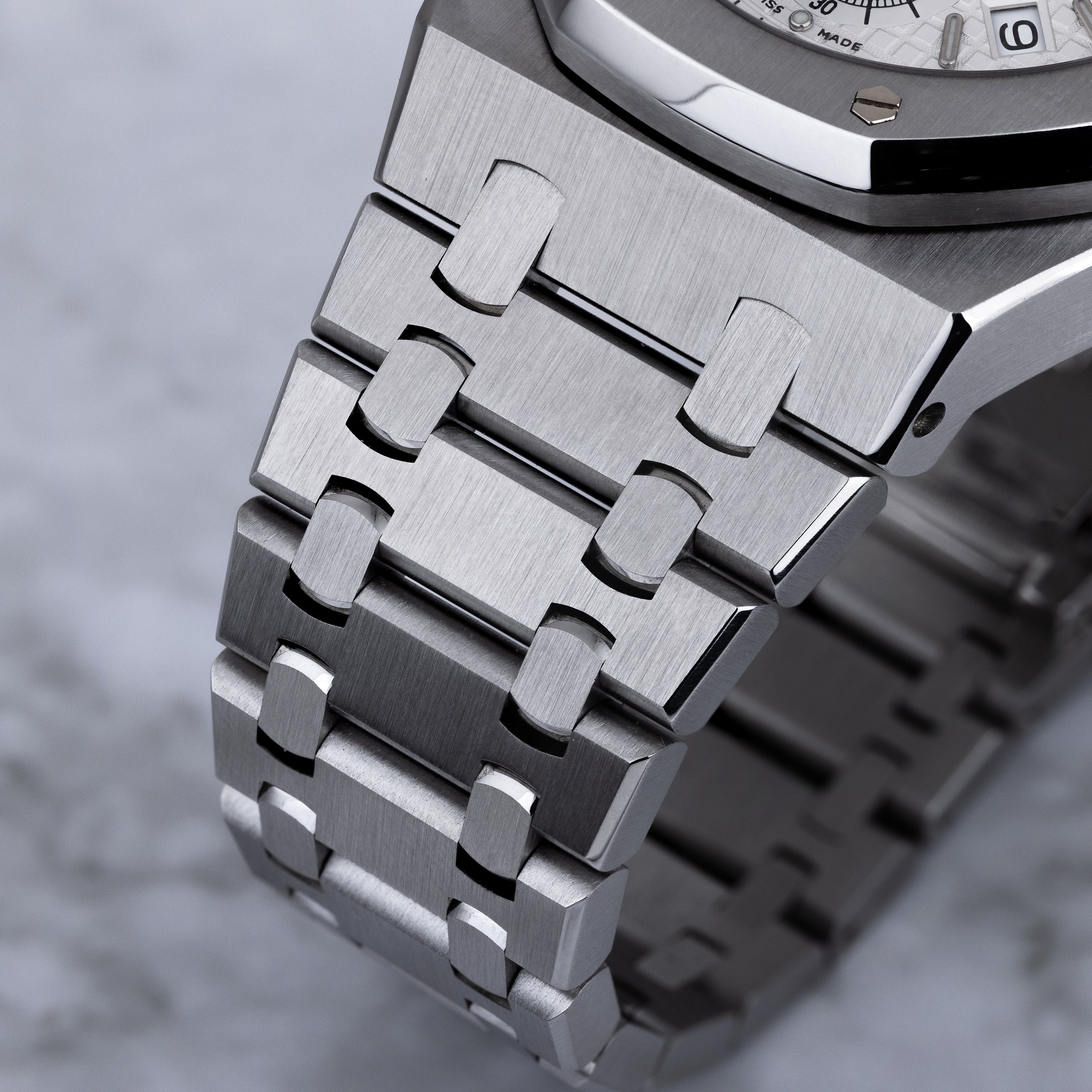 Audemars Piguet Royal Oak Chronograph | REF. 25860ST.OO.1110ST.05 | White Dial | Stainless Steel