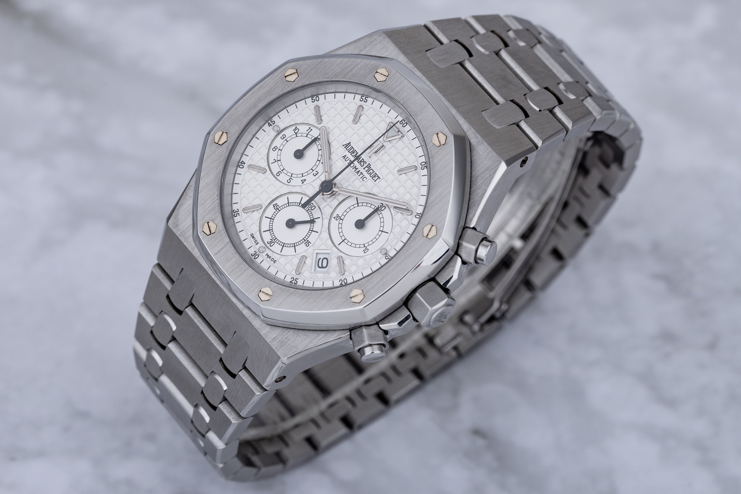 Audemars Piguet Royal Oak Chronograph | REF. 25860ST.OO.1110ST.05 | White Dial | Stainless Steel