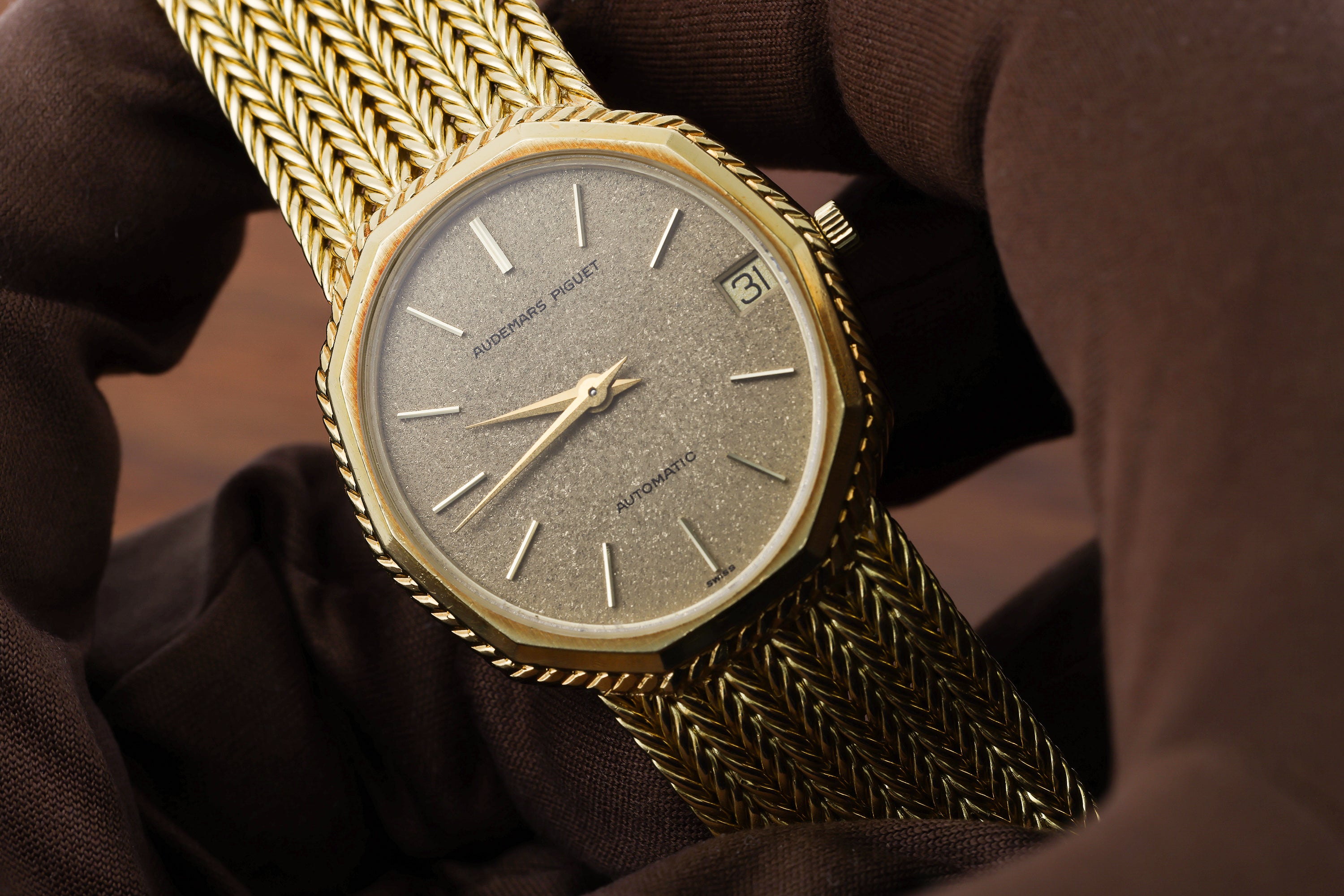 Audemars Piguet 1980s Wristwatch | Decagon Case | Sundust Dial | 18k Yellow Gold | 32mm | Automatic