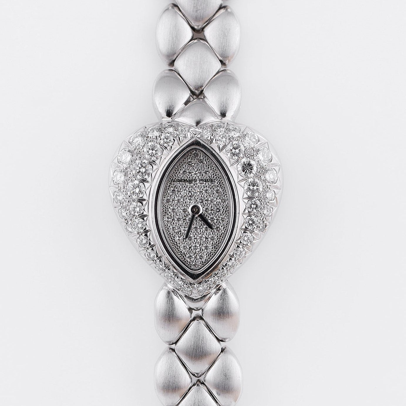 Audemars Piguet Coeur Vintage Ladies Watch | Heart-Shaped Diamond Case | 18k White Gold | Matte Finish | 20.5mm | 1980s