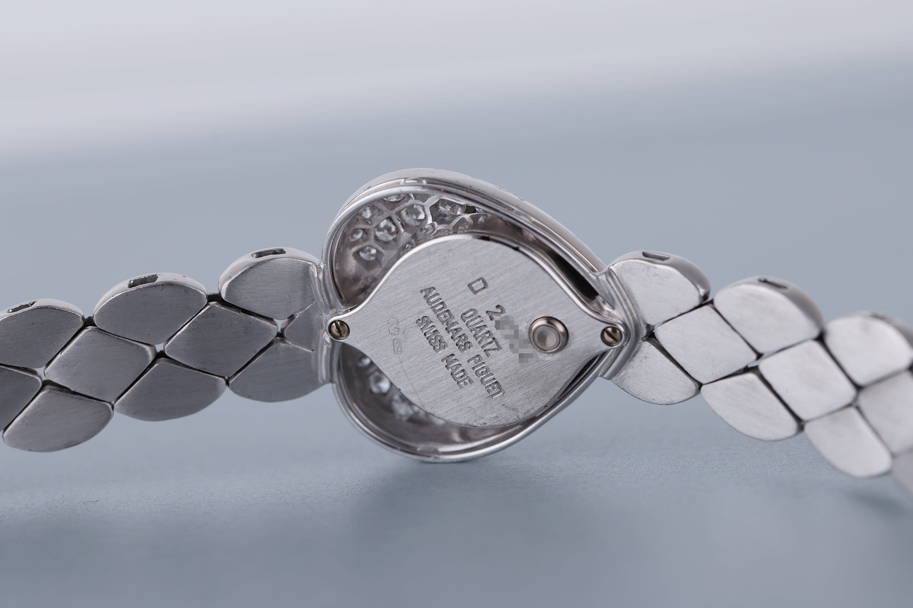 Audemars Piguet Coeur Vintage Ladies Watch | Heart-Shaped Diamond Case | 18k White Gold | Matte Finish | 20.5mm | 1980s