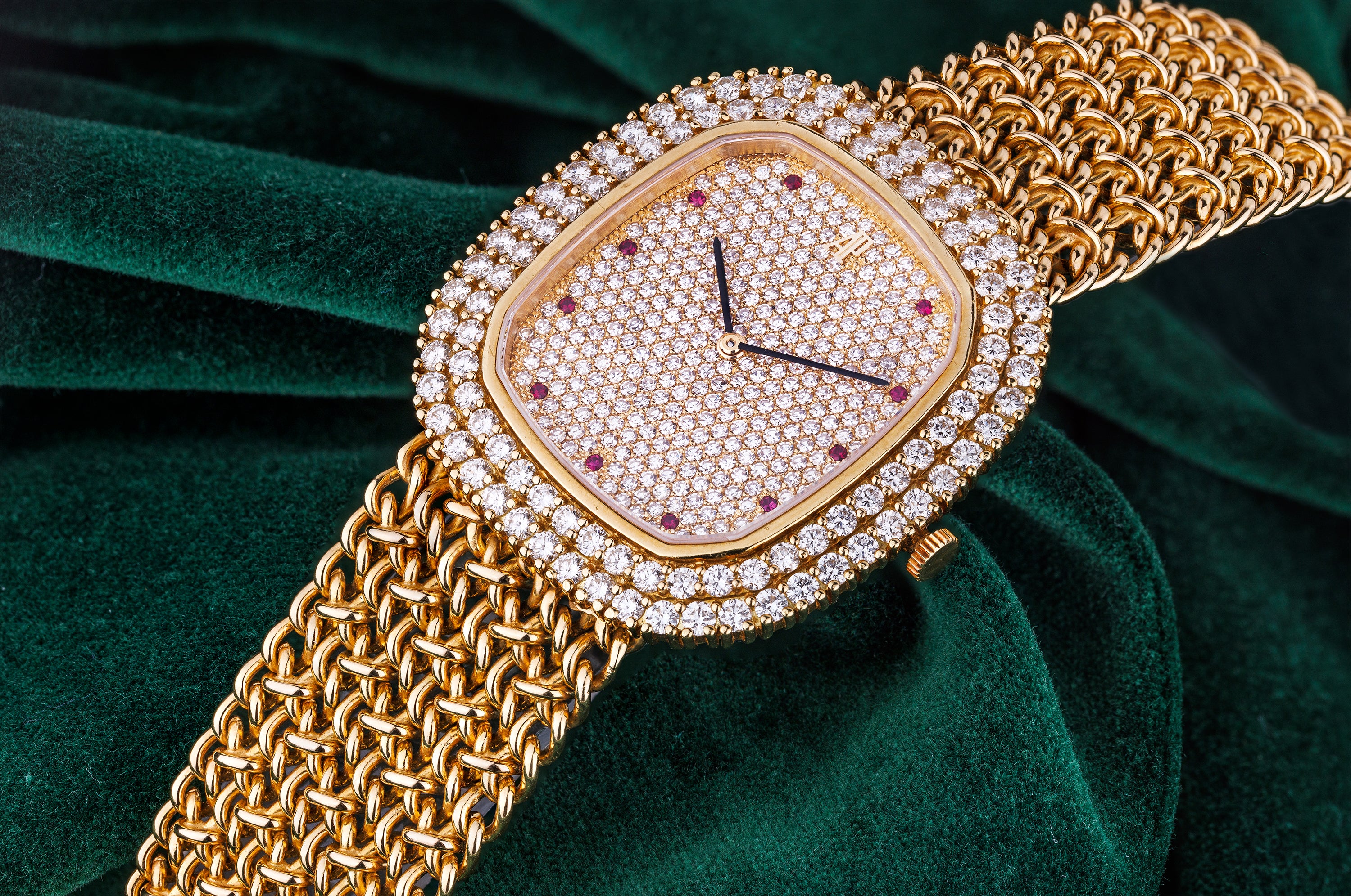 Audemars Piguet 1990's Wristwatch | Pavé Diamond & Ruby Dial | 18k Yellow Gold | Manual Wind | 33.5mm