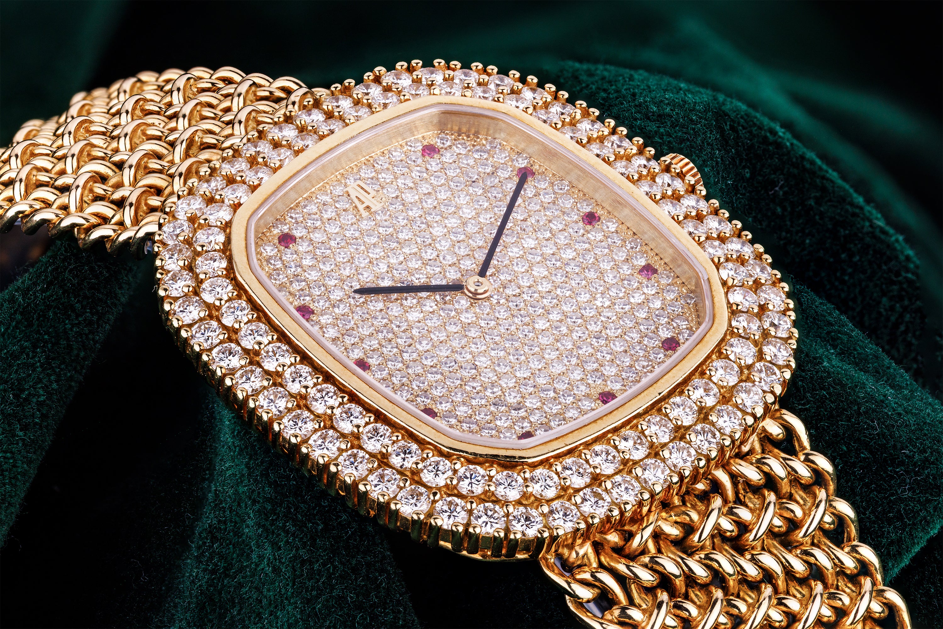 Audemars Piguet 1990's Wristwatch | Pavé Diamond & Ruby Dial | 18k Yellow Gold | Manual Wind | 33.5mm