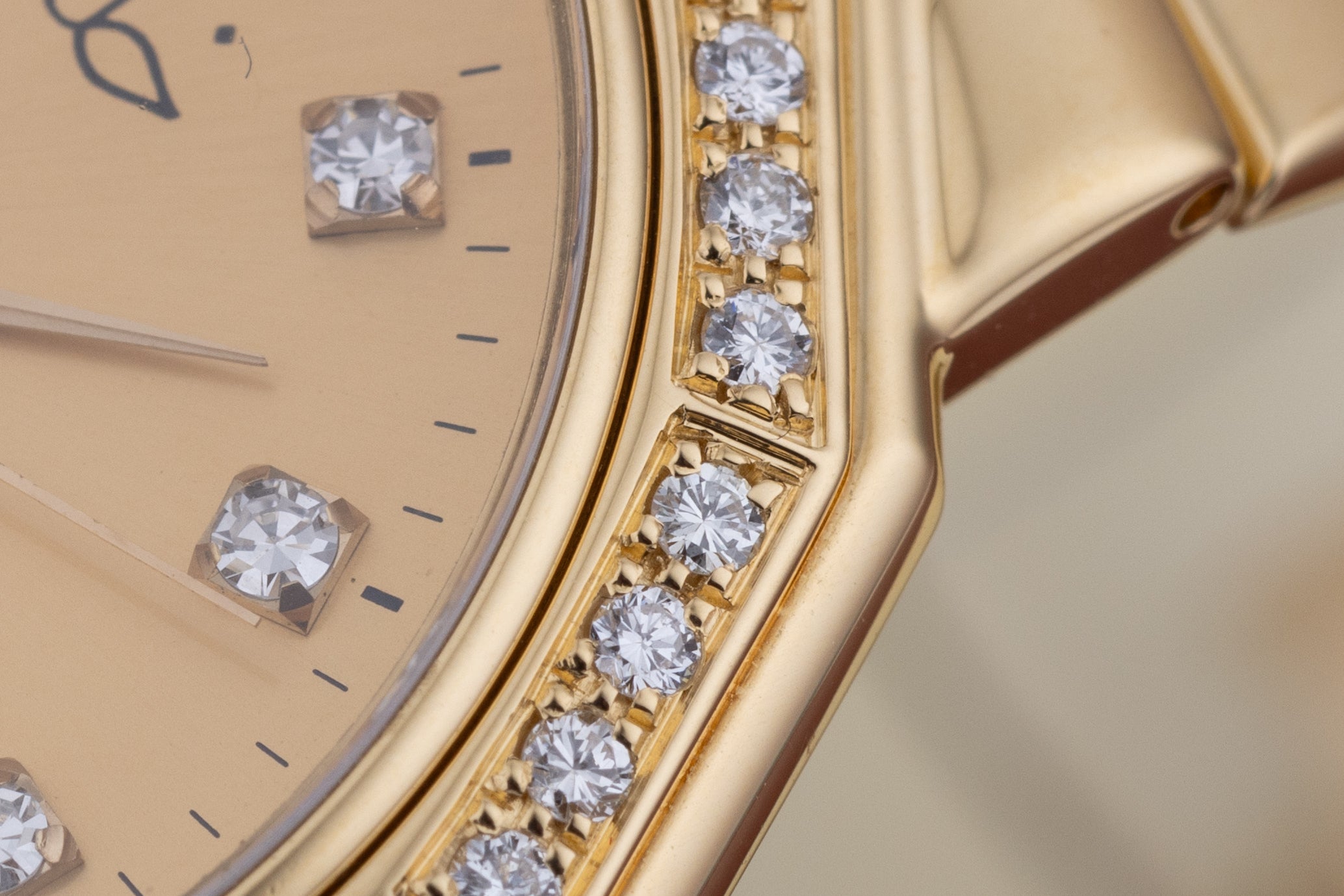Baume & Mercier 1980's Riviera | REF. 87012.950 | 18k Yellow Gold | 'Khalifa, State of Qatar' Dial