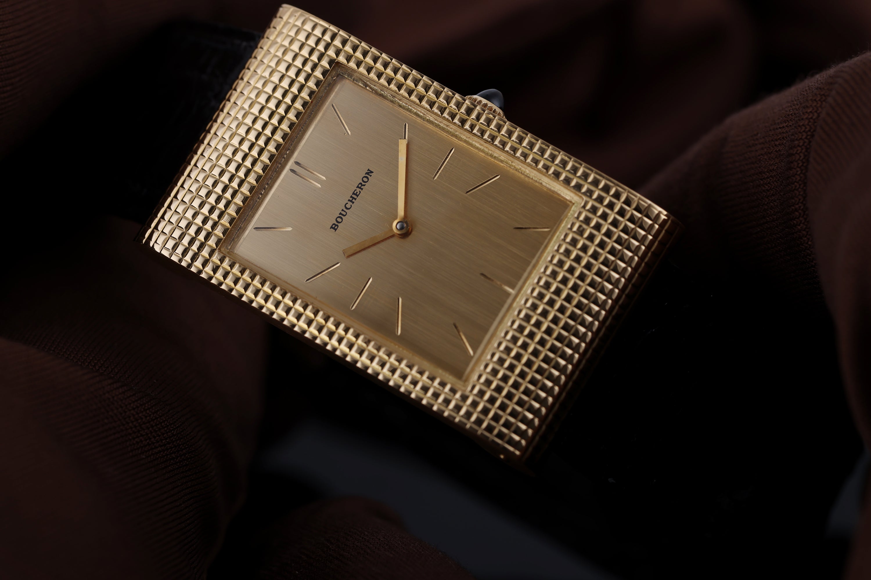 Boucheron Reflet | Gold Dial | Clous De Paris Bezel | 18k Yellow Gold | 21.5mm | Circa 1960s