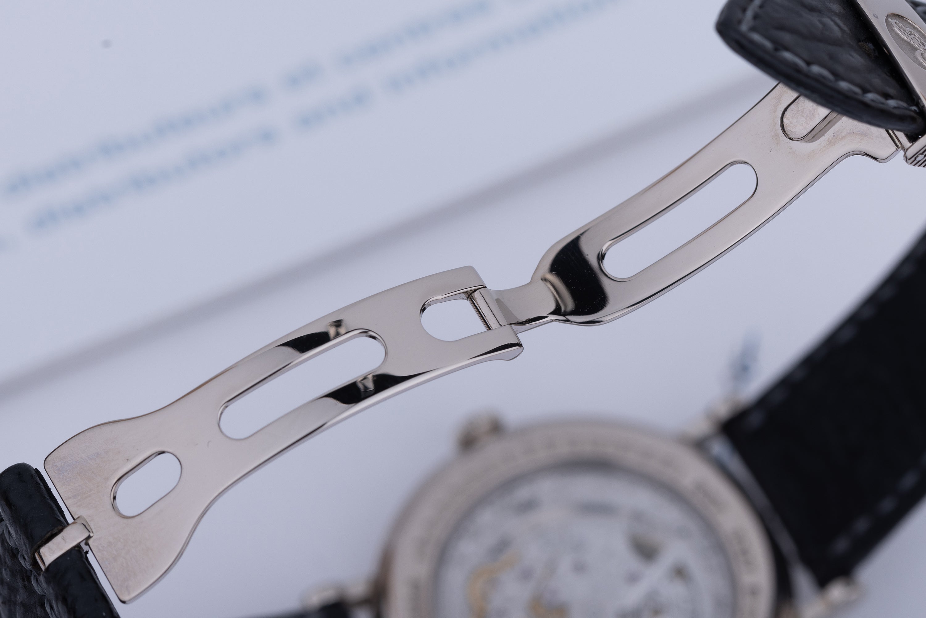 Breguet Classique | REF. 5327BB/1E/9V6 | 18k White Gold | Box & Papers