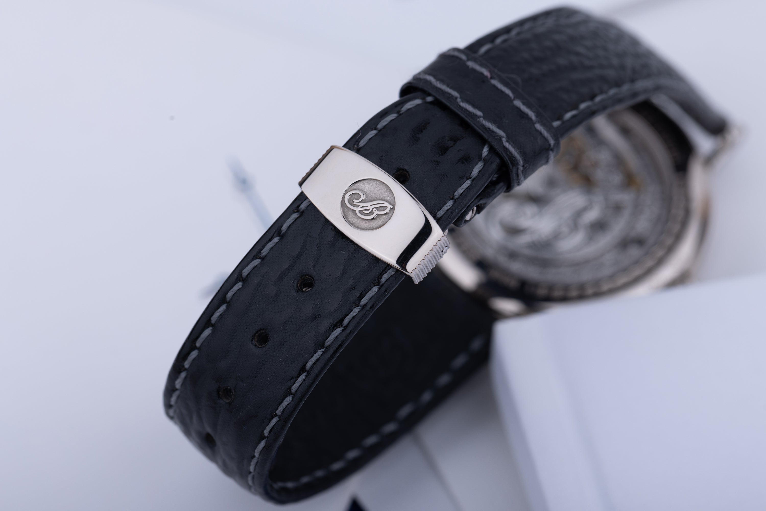 Breguet Classique | REF. 5327BB/1E/9V6 | 18k White Gold | Box & Papers