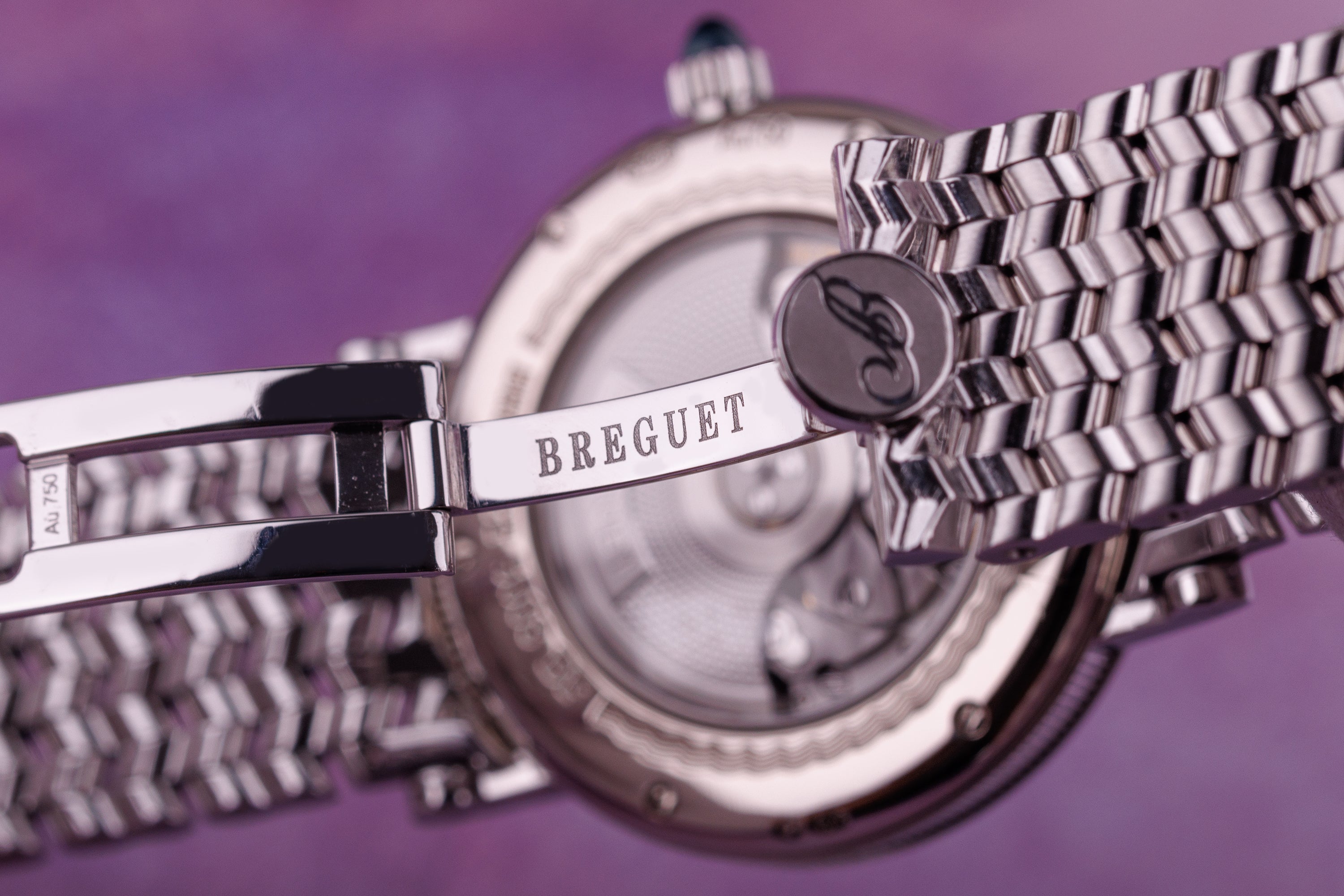 Breguet Classique | REF. 8068BB/52/BC0/DD00 | 18k White Gold | Mother of Pearl Dial | Diamond Bezel & Shoulders | 30.5mm | Papers