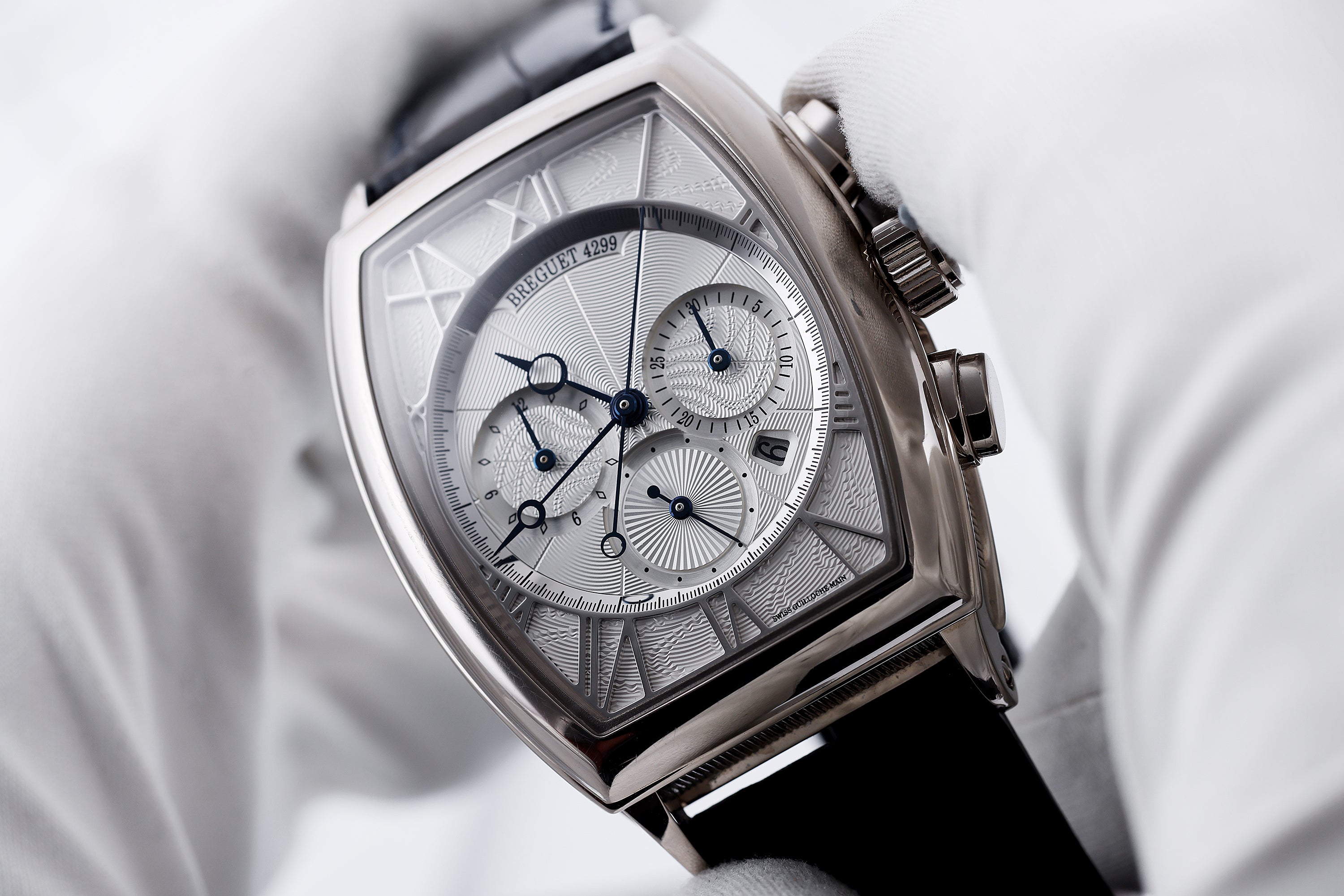 Breguet Héritage Chronographe | REF. 5400BB/12/9V6 | 18k White Gold | 36mm | Box & Papers | 2016