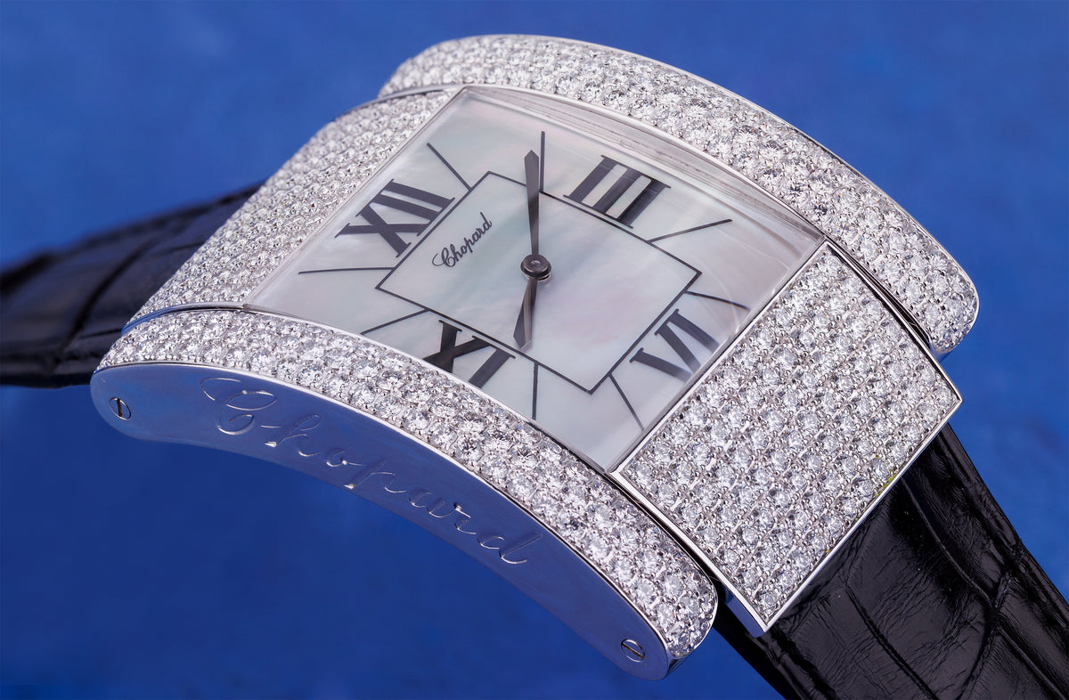 Chopard La Strada | REF. 41/7091/8-20 | Mother of Pearl Dial & Diamonds | 18k White Gold | Quartz | 44mm | Circa 2000's
